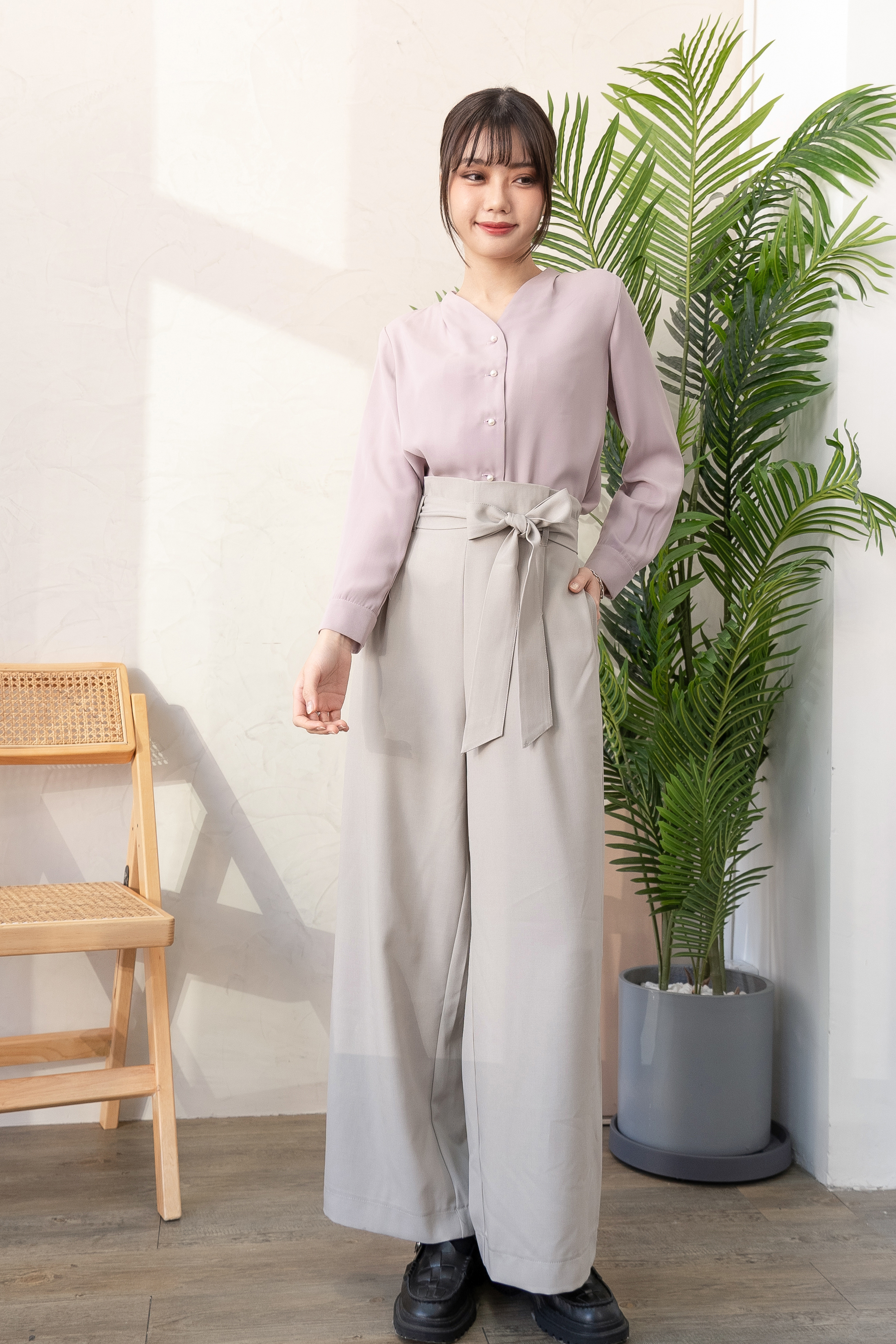 9144 | 衣櫃必備！蝴蝶結腰帶修身西裝闊褲