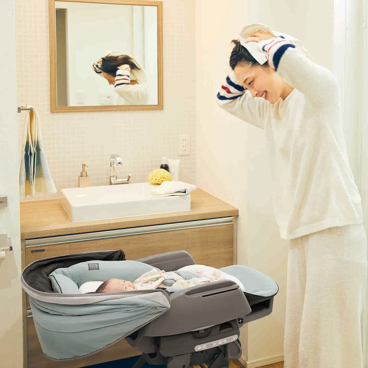 BEDi Long 安撫餐搖椅 (手動版) -118177