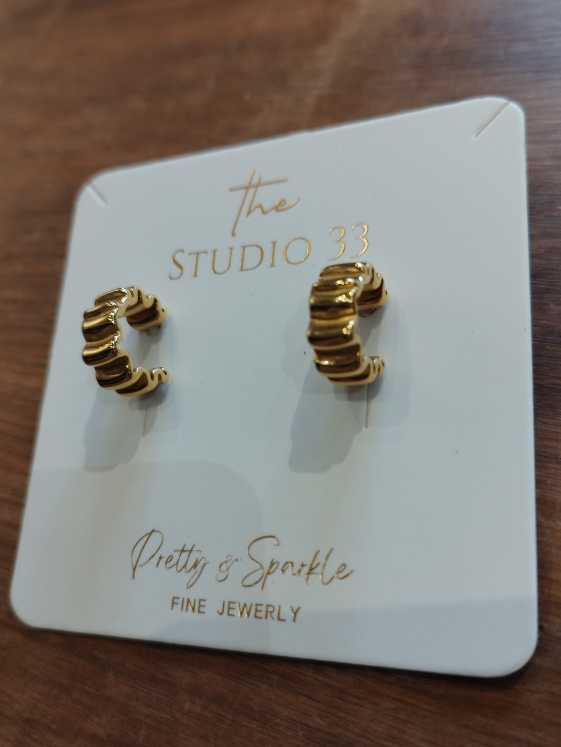 緞帶半圈造型耳環