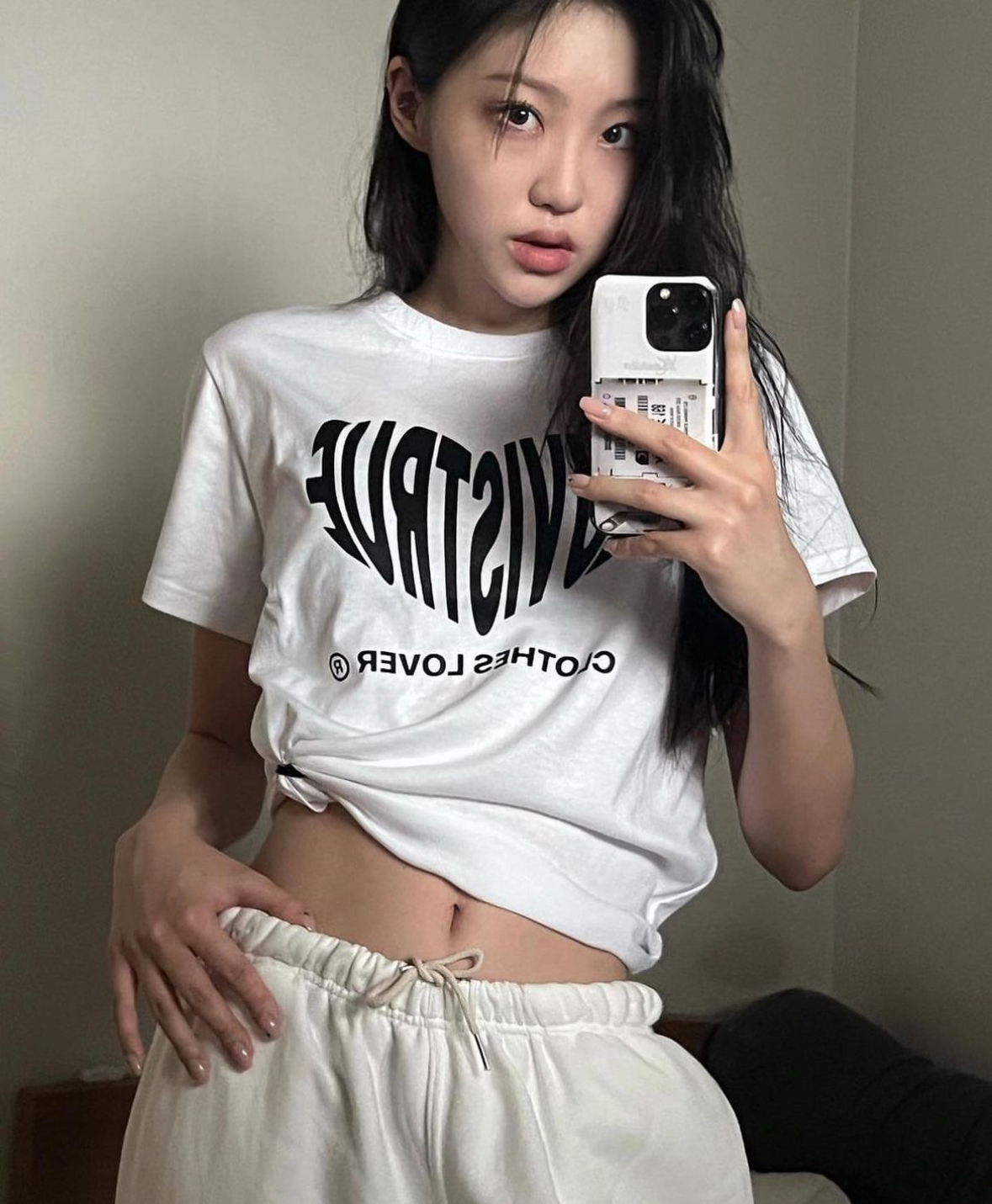 韓國🇰🇷連線 LUV IS TRUE 愛心Logo 短袖 白色 藍色(任買兩件711免運)/預購