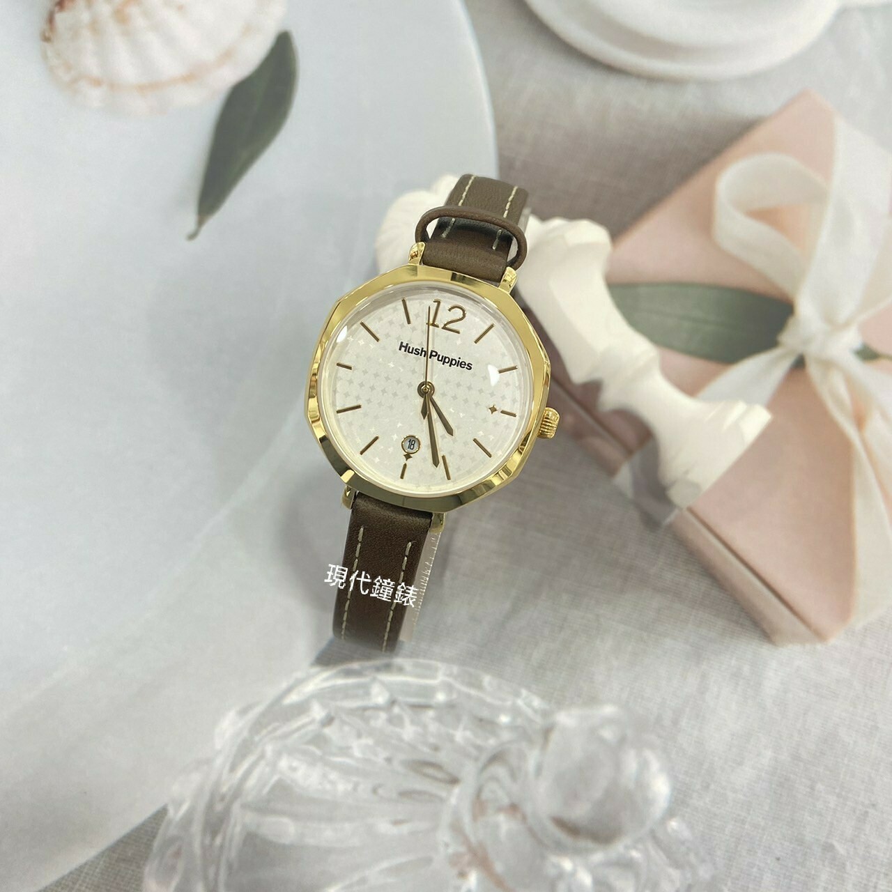 【Hush Puppies】閃耀優雅八角女錶 HP.3904L.2507 28mm 現代鐘錶
