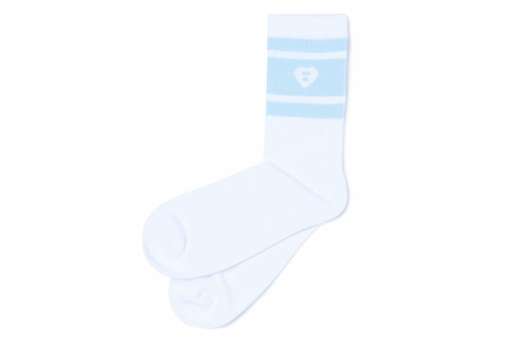 BAPE APE APEE 女生支線 LOGO COLLEGE SOCKS L 愛心 條紋 長襪 襪子 現貨 CK20284001