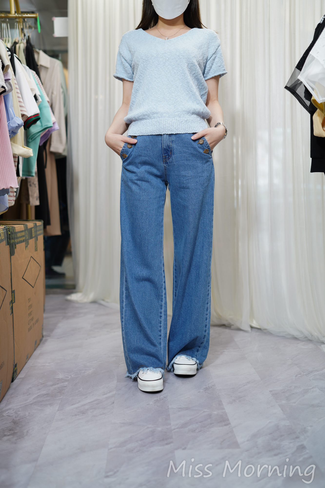 V領簡約款上衣(13799)