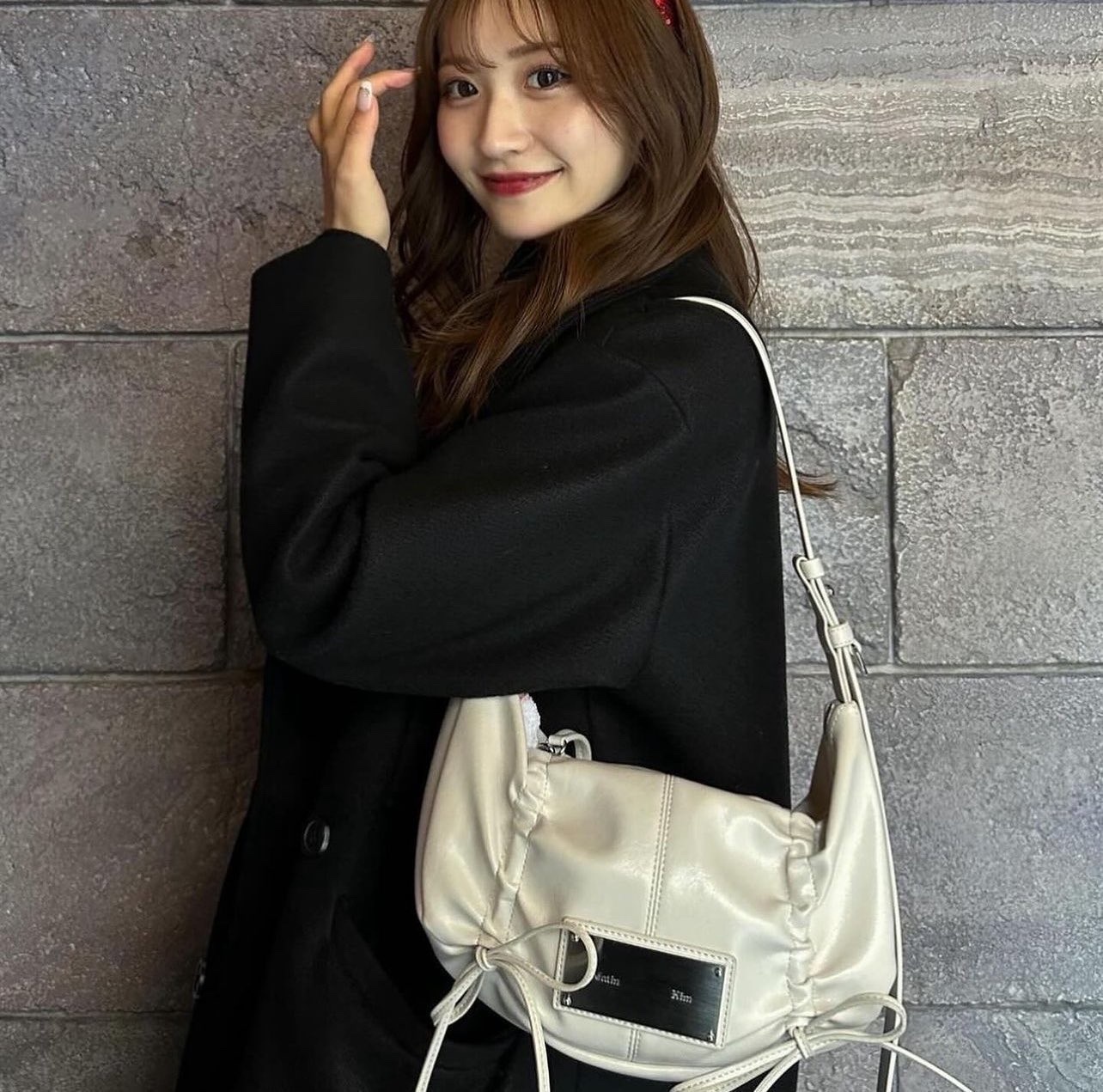 MATIN KIM - HALF SHIRRING RIBBON ROUND BAG (IVORY) 