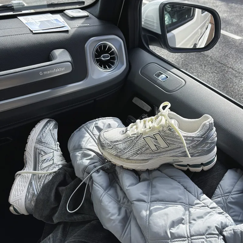 NEW BALANCE 1906R 金屬色Y2K 復古奶油藍綠