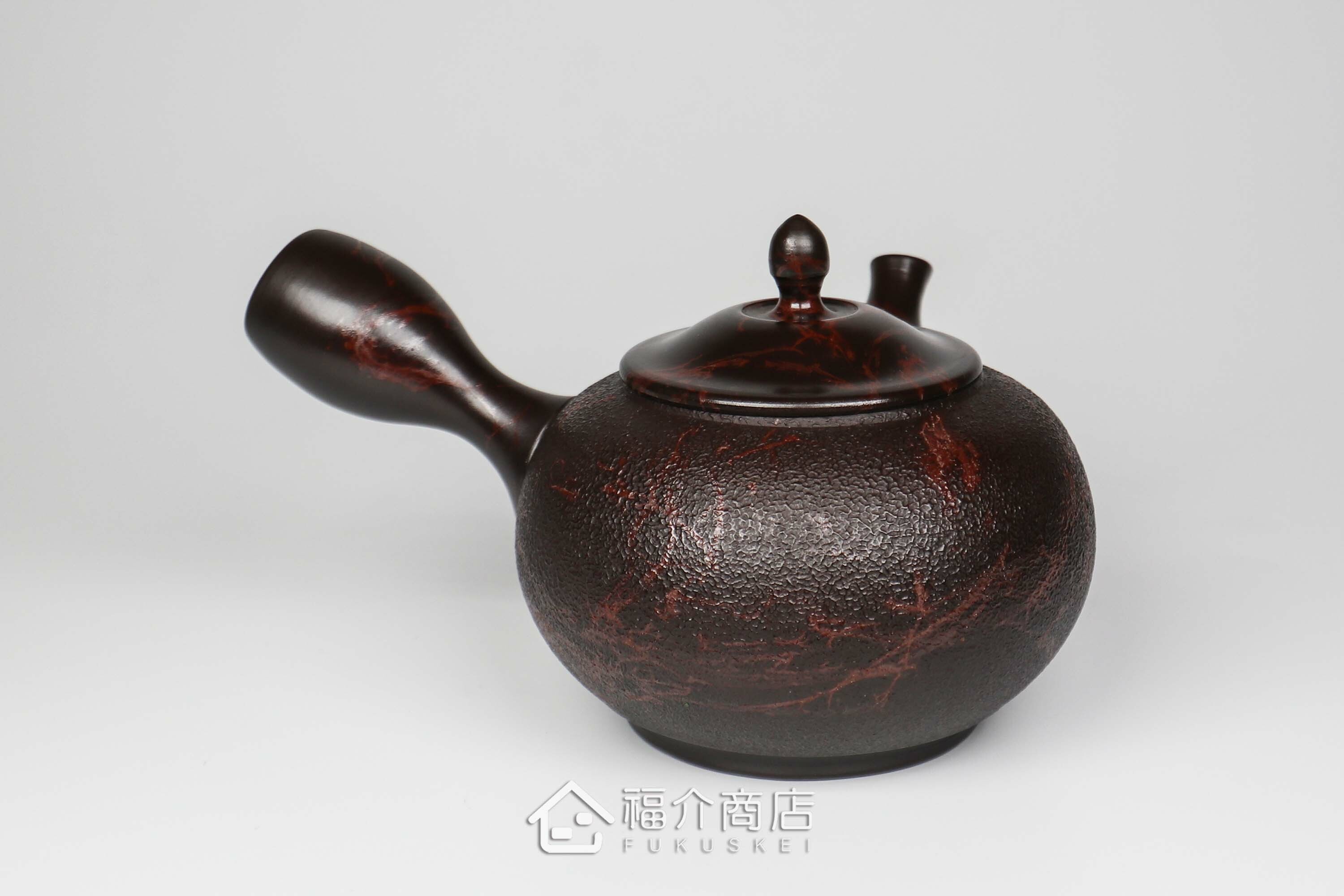 泡茶用的日本陶瓷茶壺