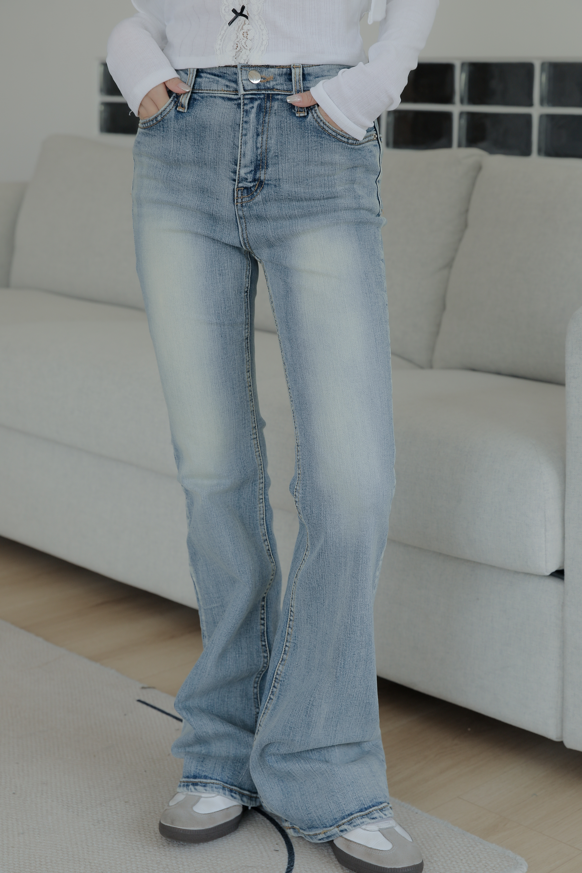 Soft Blue Boot Cut Denim Pants #靴型褲
