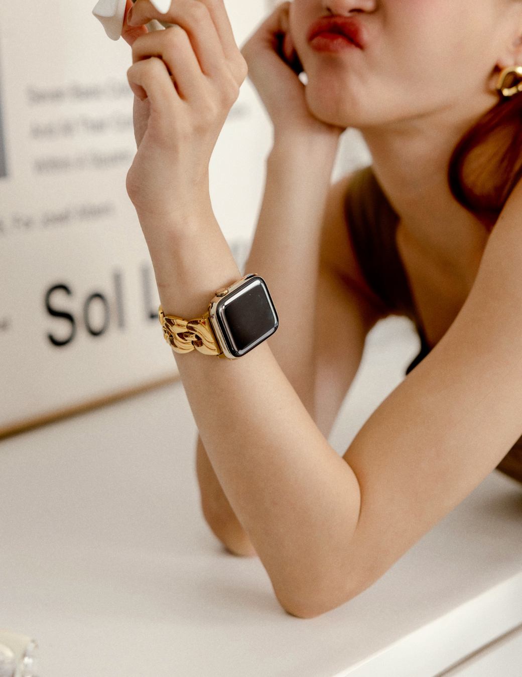 Apple Watch 細緻曲線H錶帶（金色）