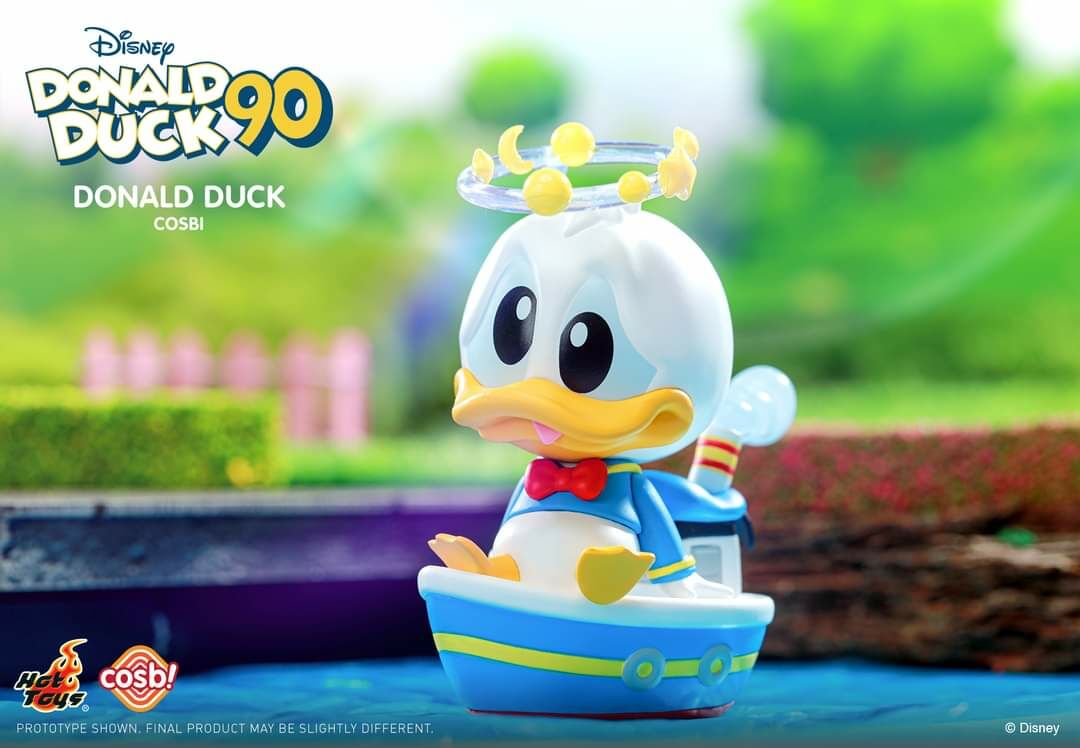 Hot Toys Disney Donald Duck Cosbi