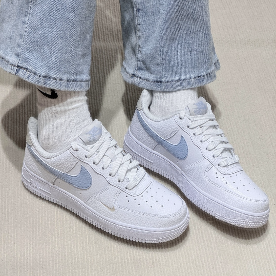 Nike Air Force 1 Low White & Light Armoury Blue 白冰藍 淺藍 小金勾 女鞋