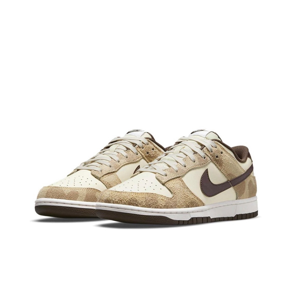 NIKE DUNK LOW PRM 