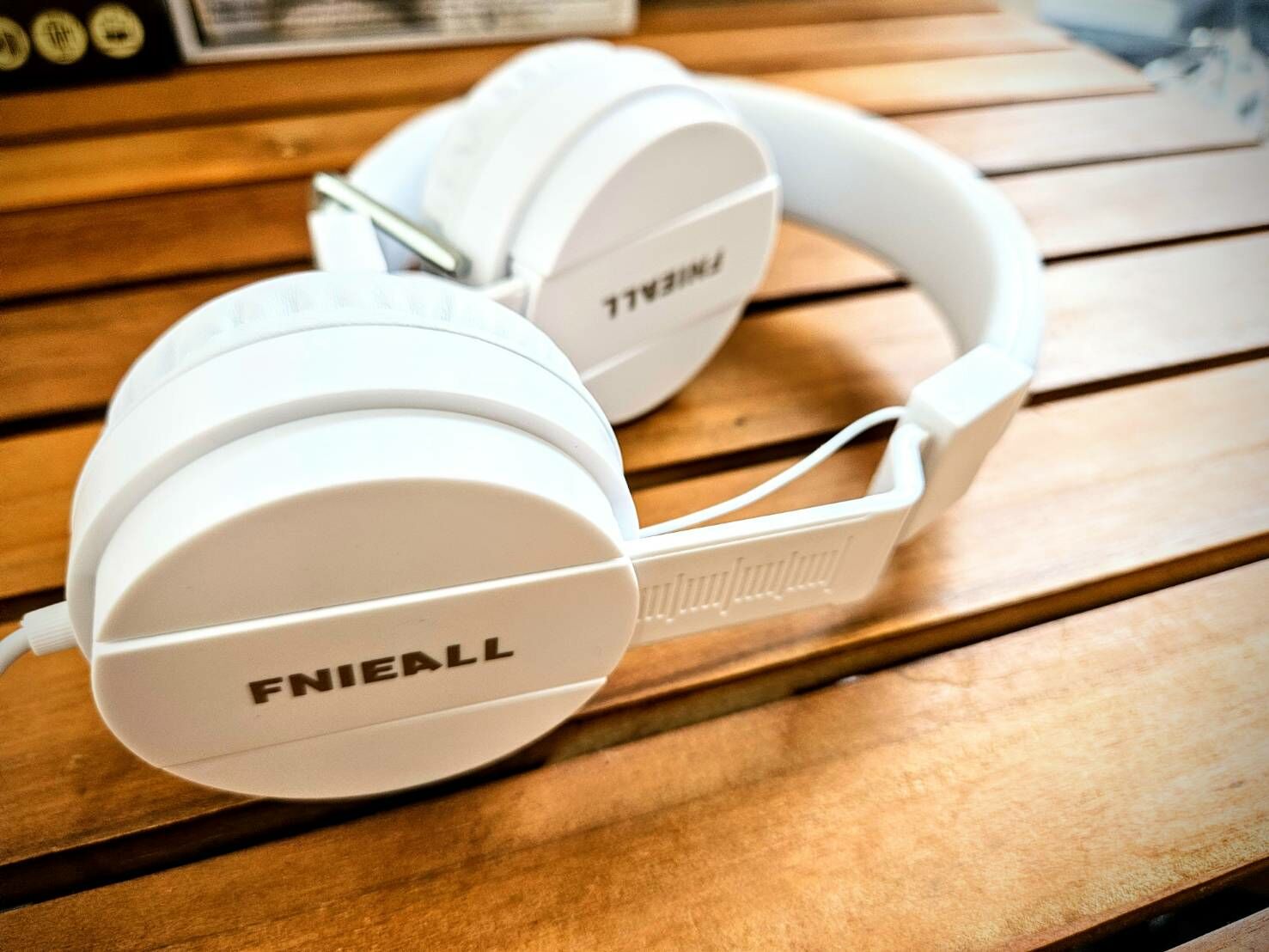 FNIEALL FNIEALL 折疊收納 耳罩式耳機 3.5mm 立體聲 黑色/白色 第 4 張圖片｜三峽錄音 / 音響