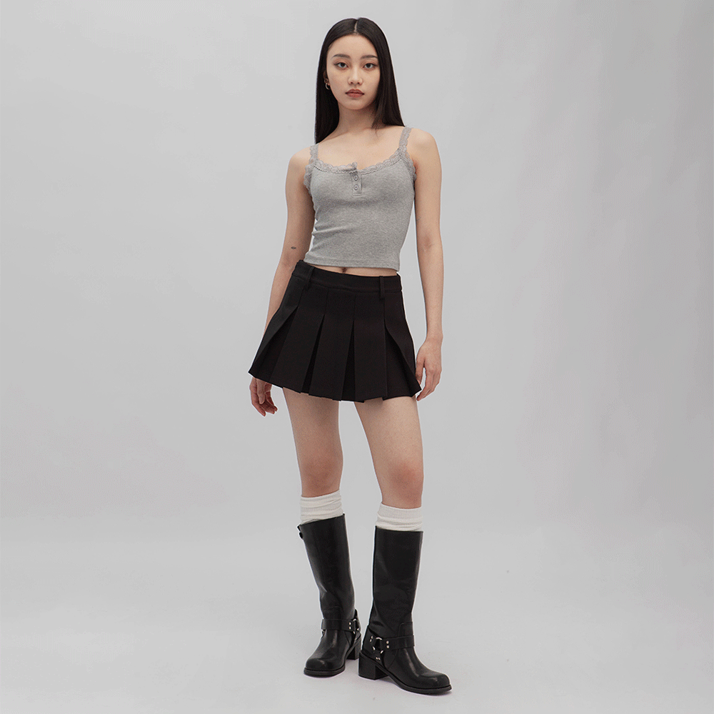 蕾絲短版上衣(in stock)