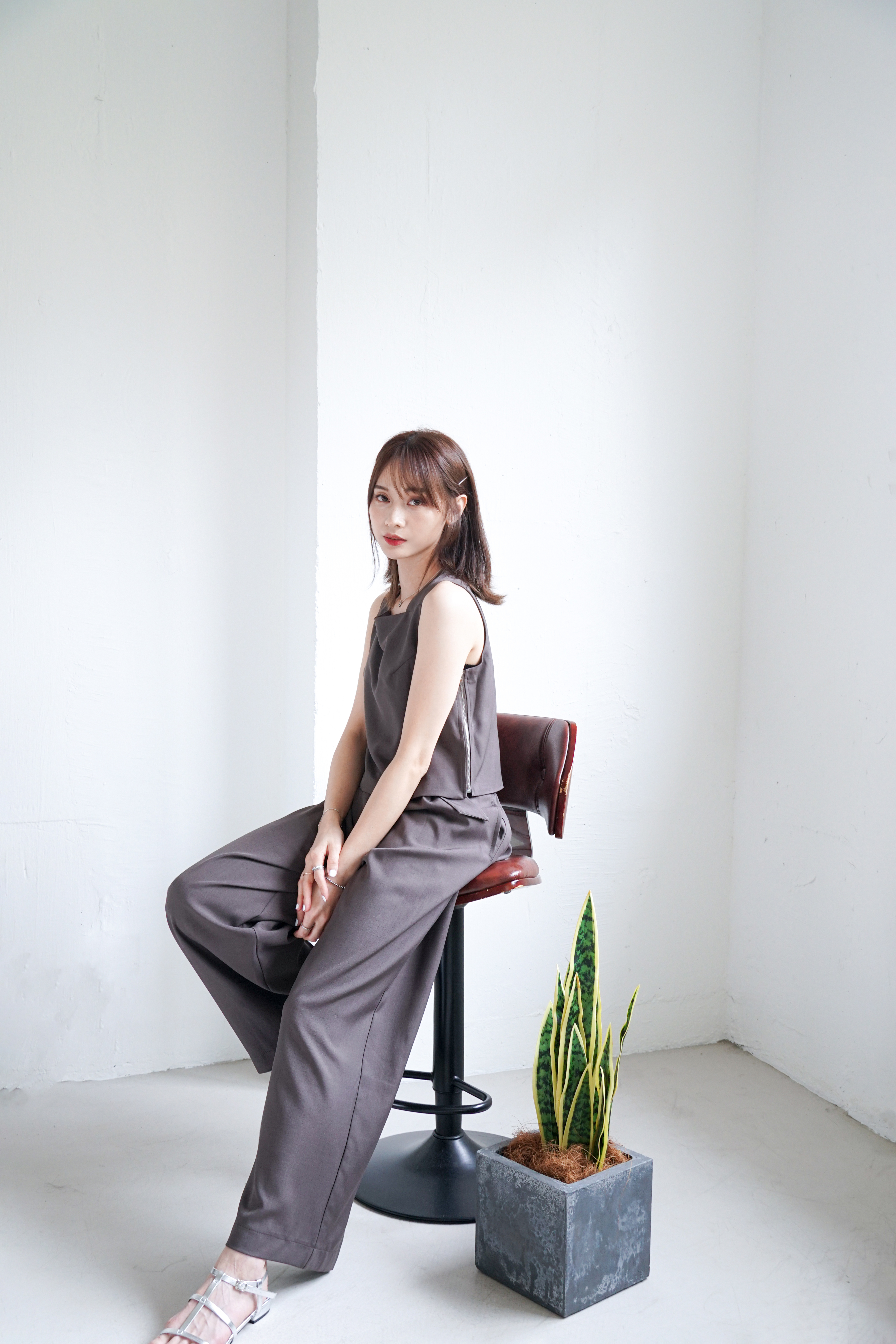 9144 | 衣櫃必備！蝴蝶結腰帶修身西裝闊褲