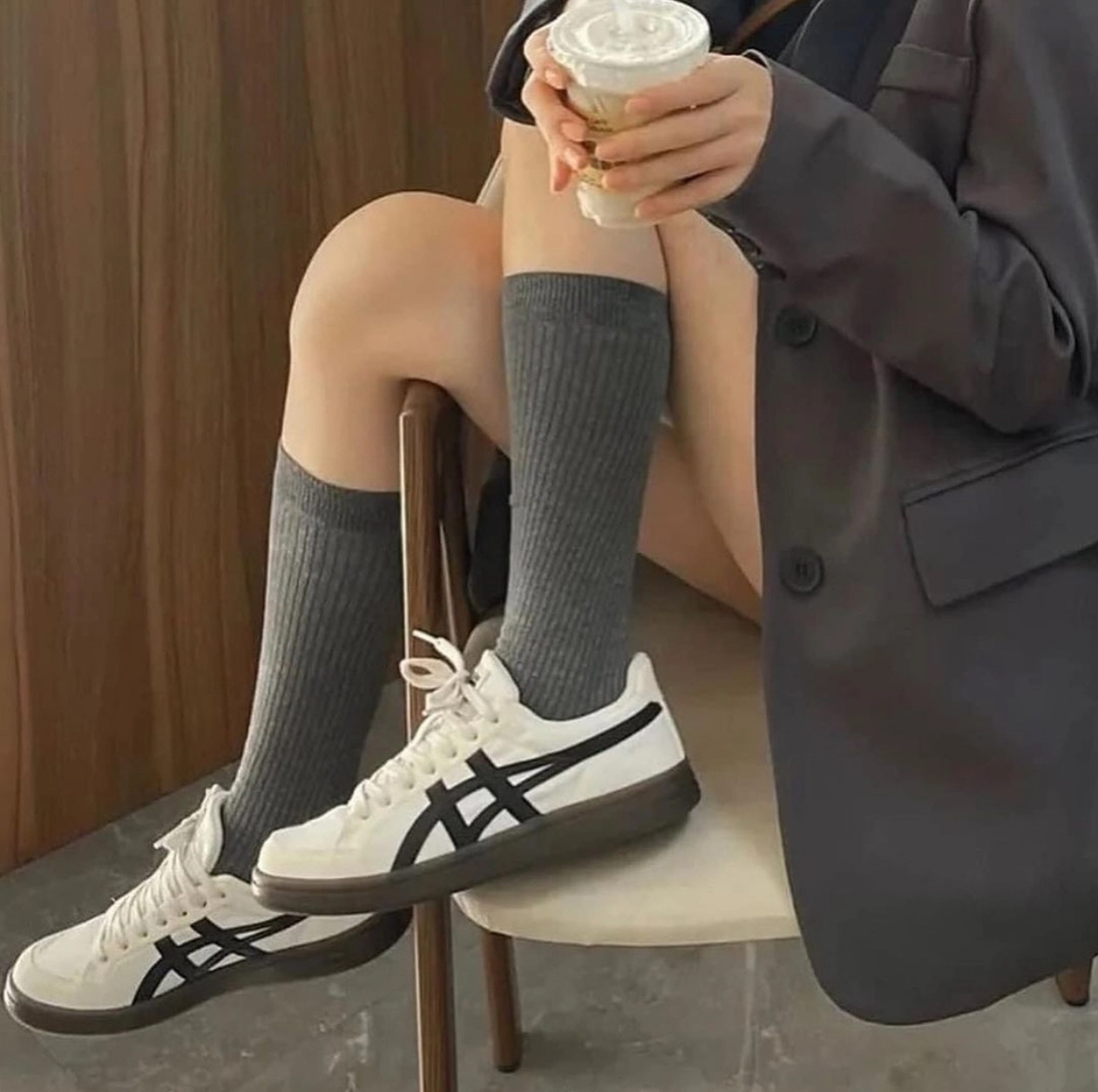 Onitsuka Tiger 鬼塚虎 Advanti 米白黑 麂皮 板鞋 男女款 1183B799-101/預購