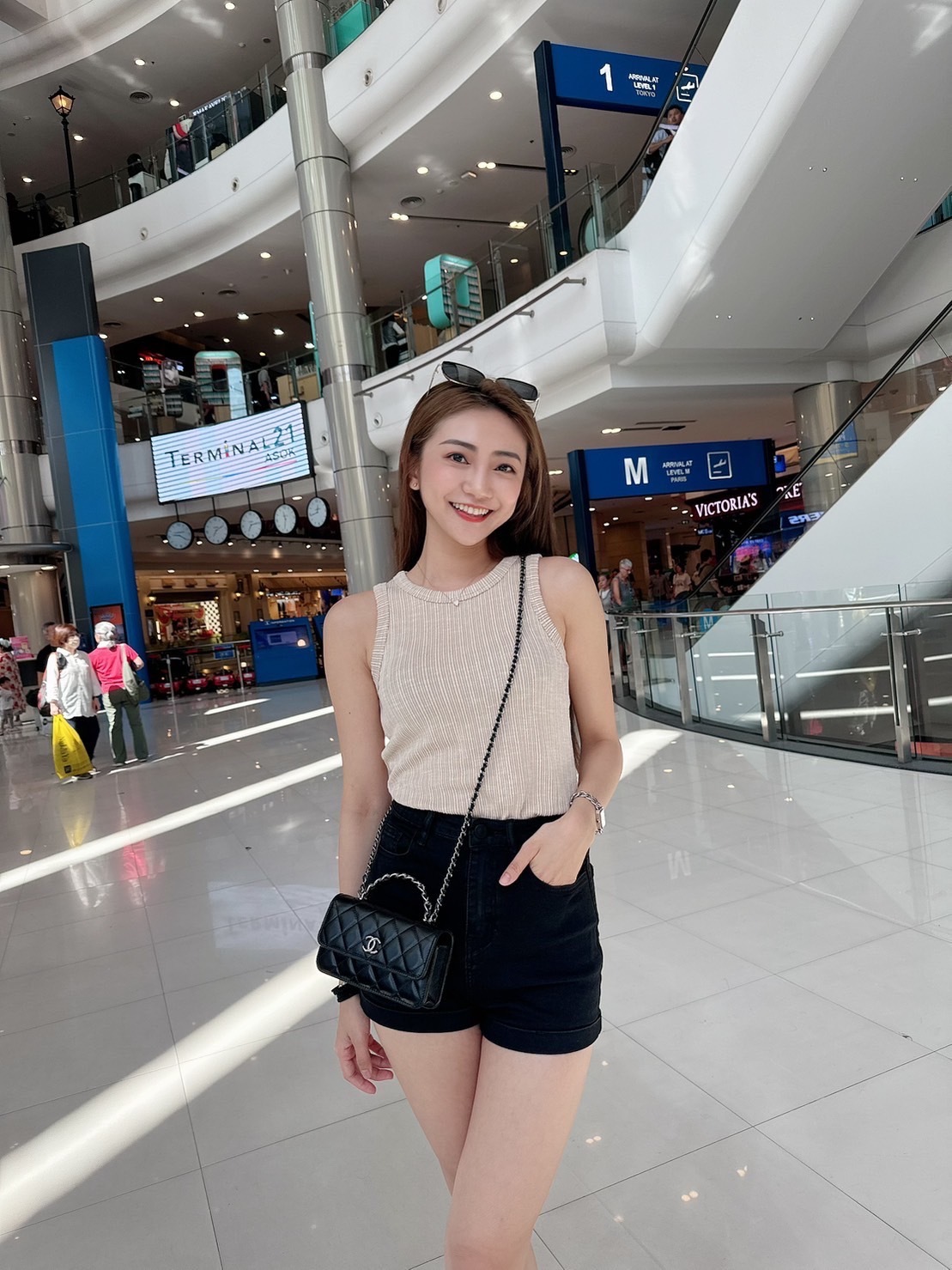 ［預購］🔥03.27春夏新品］💥私訊爆炸款］韓版高腰超彈提臀牛仔短褲（黑色/S-XL）