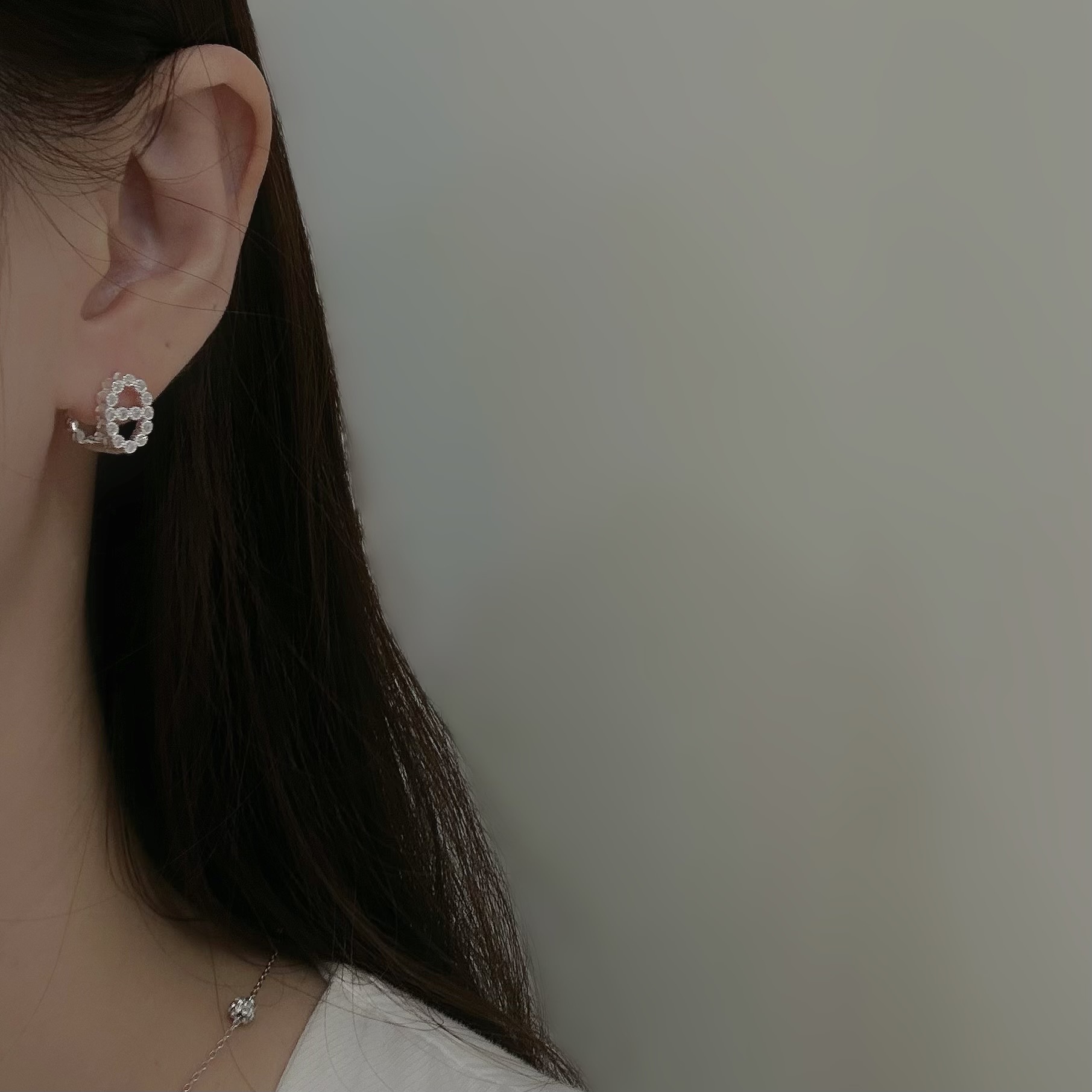 Y204自信．豬鼻滿鑽雙面純銀易扣