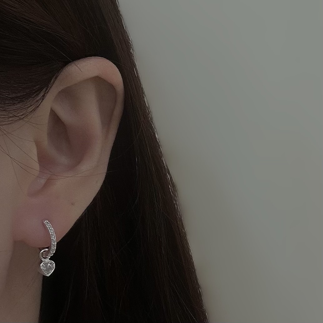 S04排鑽垂吊小愛心純銀易扣