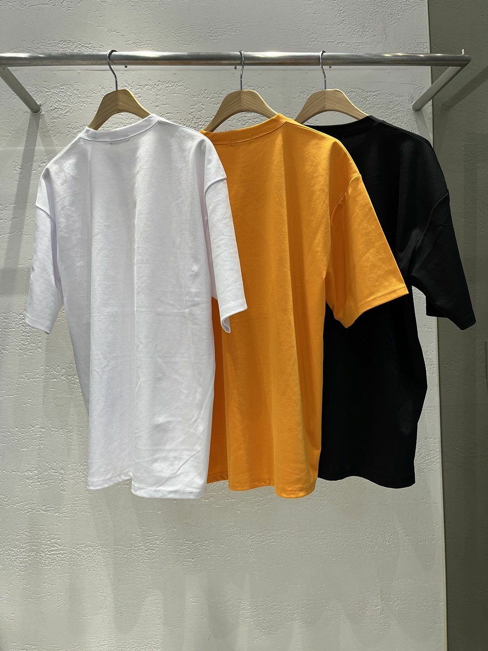 英文字圖案短袖Tee 10.GVTY-0099T