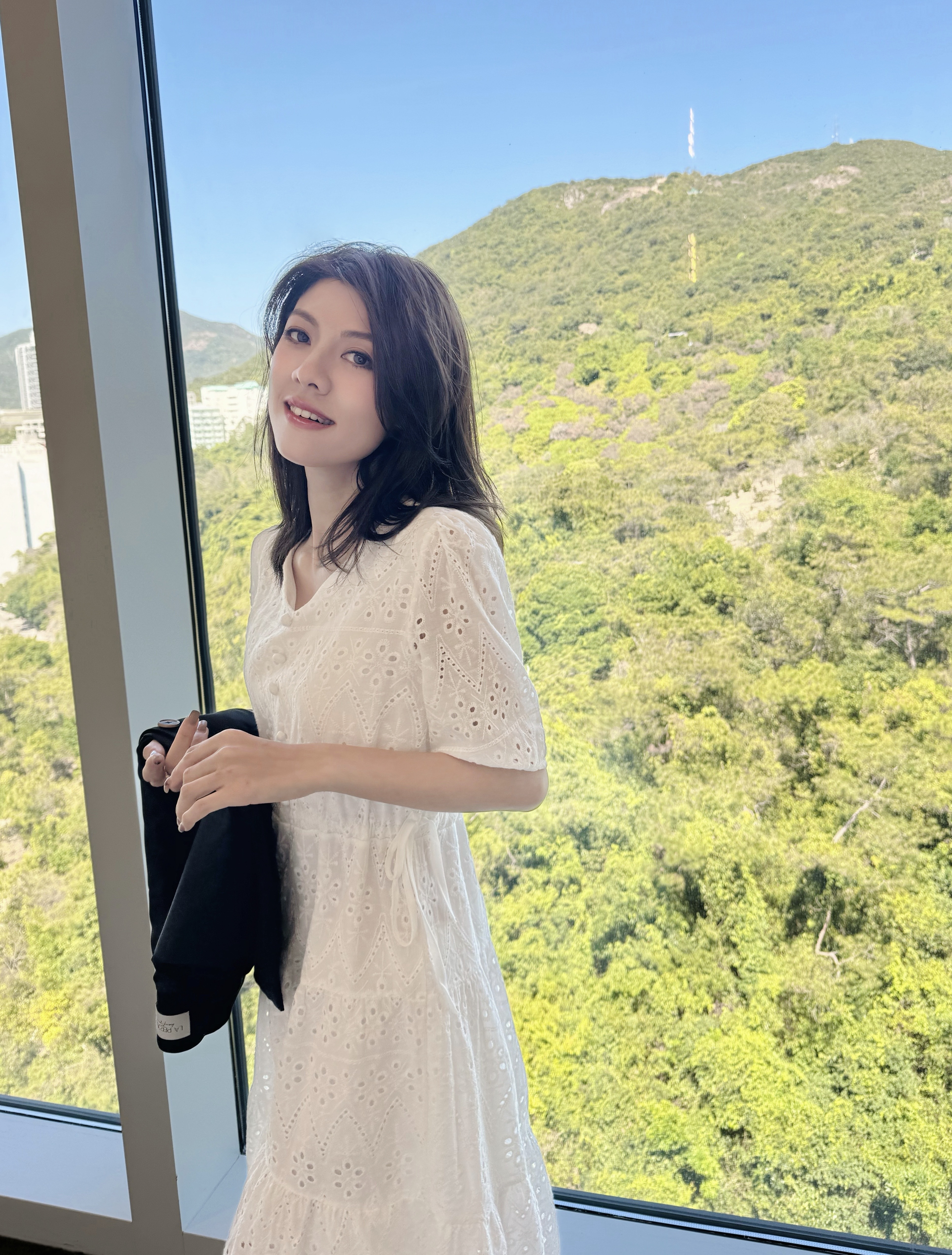 Lace Embroidered Midi Dress_DS225L13