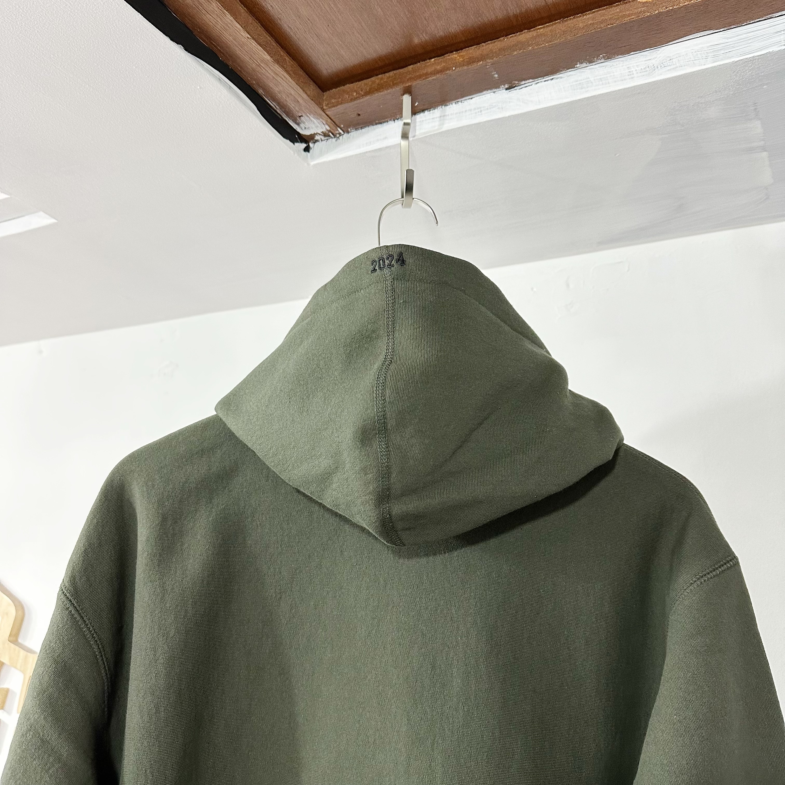 Supreme Futura Hooded Sweatshirt ダークオリーブ Supreme Futura Hooded Sweatshirt (SS24) - $158