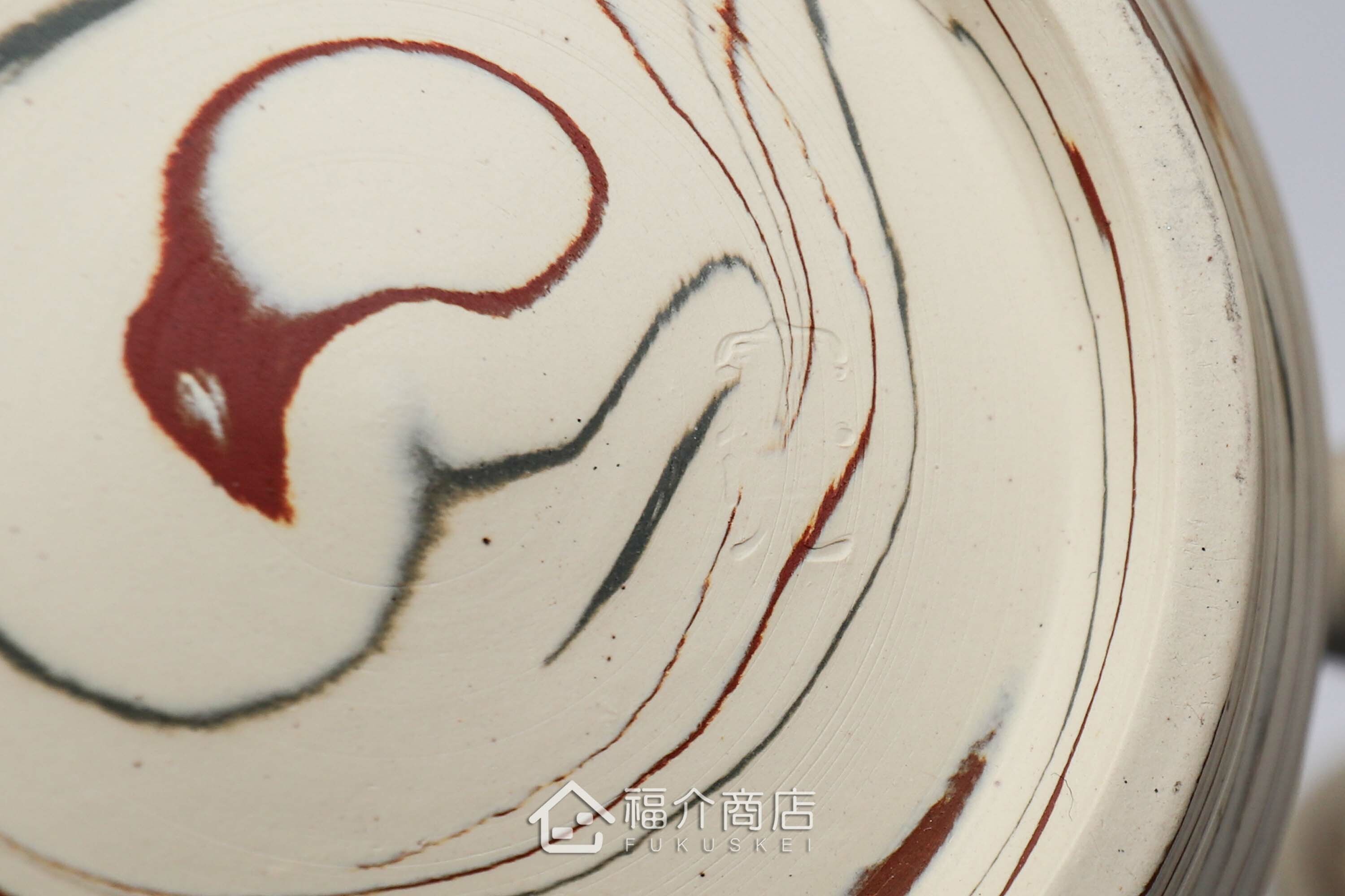 泡茶用的日本陶瓷茶壺