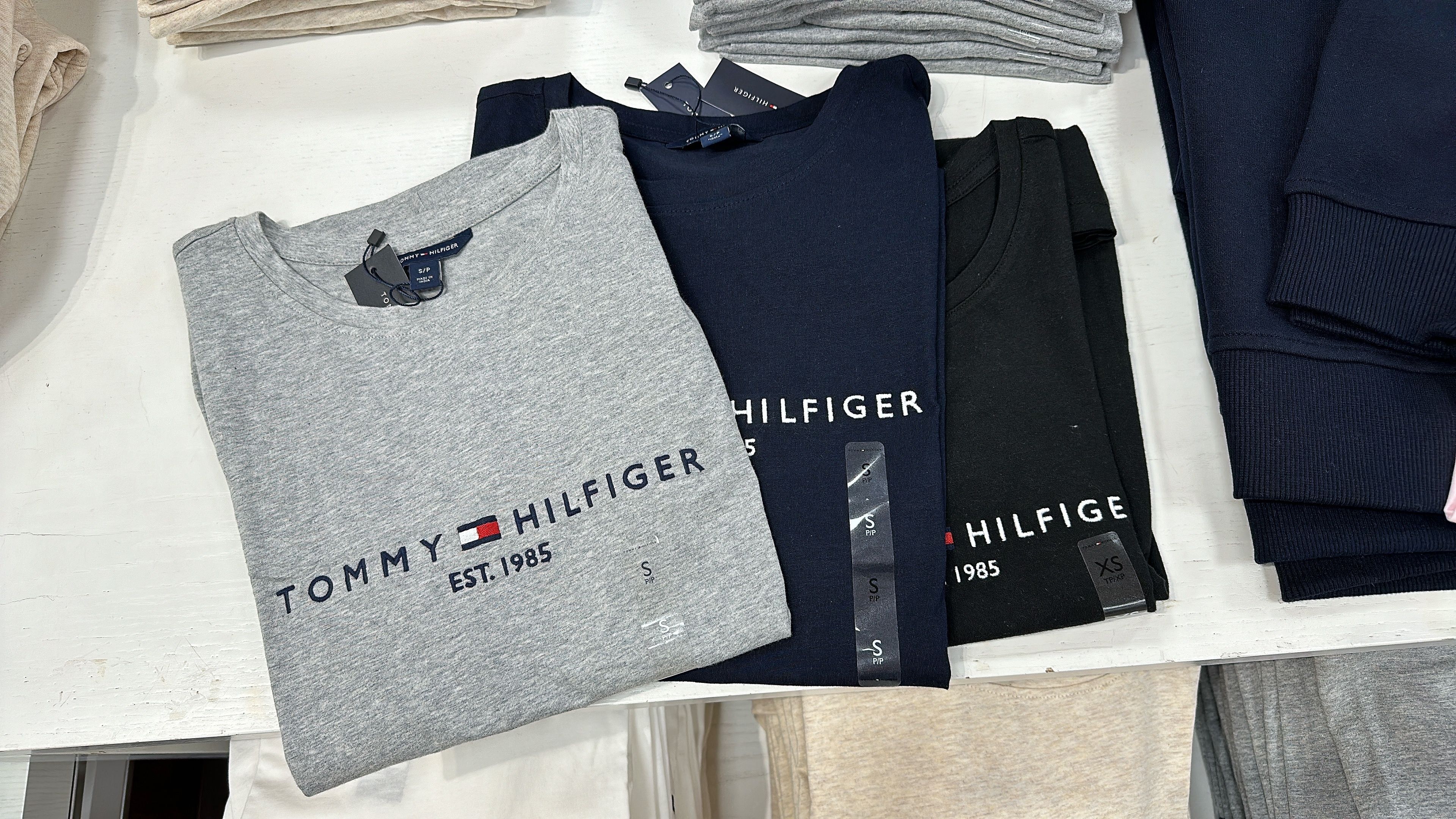 Tommy Hilfiger women word logo tshirt