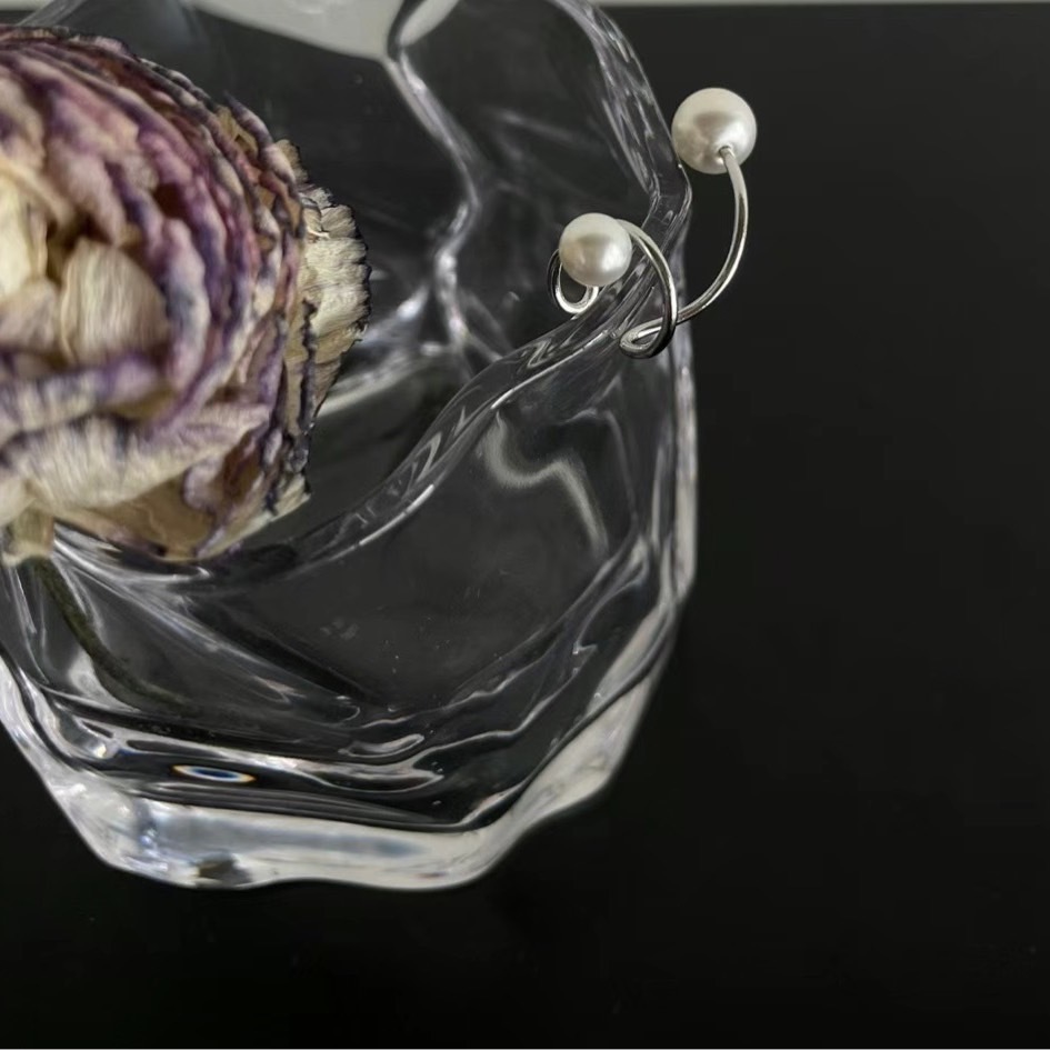 Pearl Ear cuff