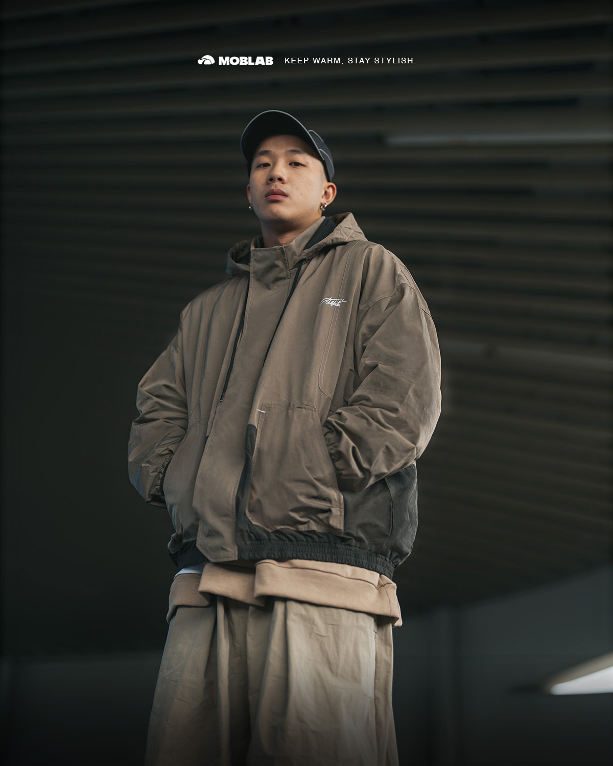 MOBLAB 拼接防潑水衝鋒衣 2色