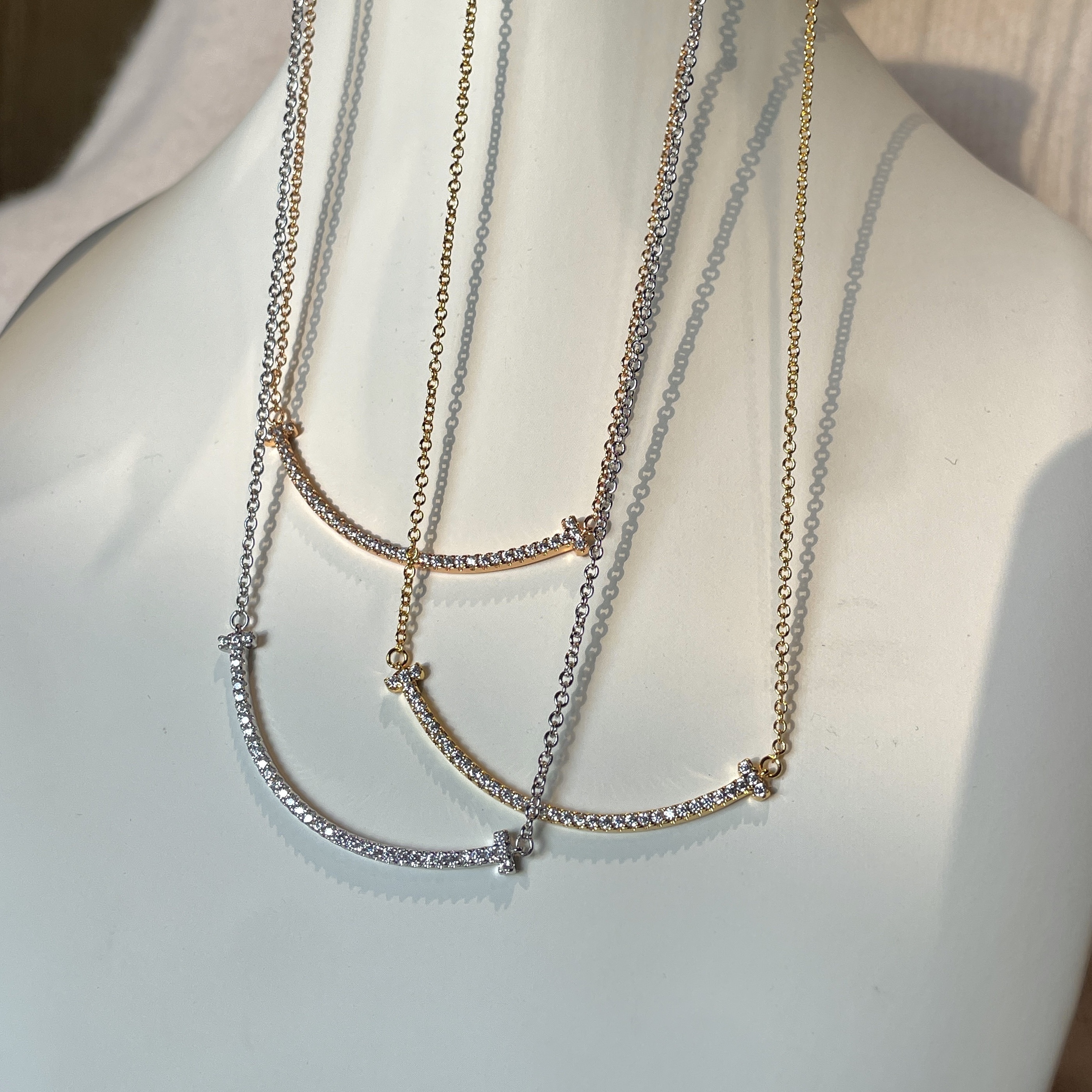 18k”Ti經典微笑線小號滿鑽/高奢定製項鍊