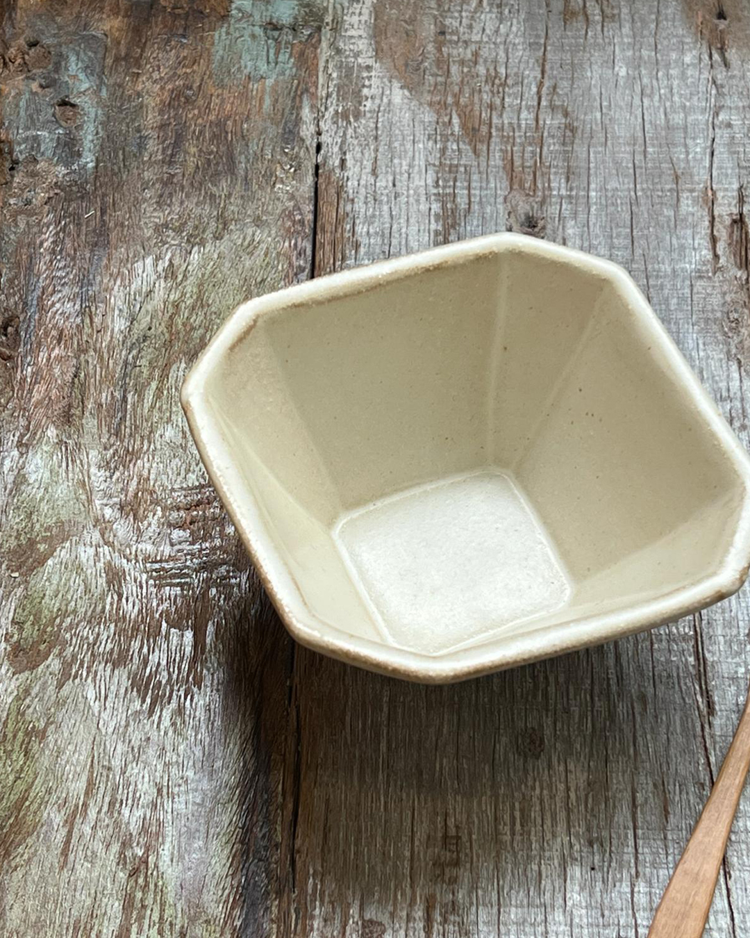 Mashiko ware kinari 12cm Octagon Bowl｜Wakasama