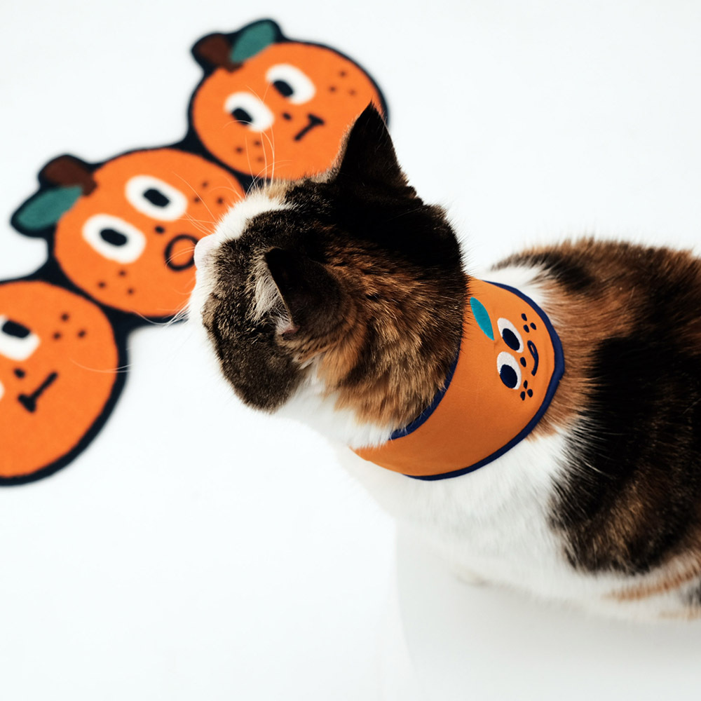 MOMAO x平凡乙女日記 寵物領巾 貪吃的桔利