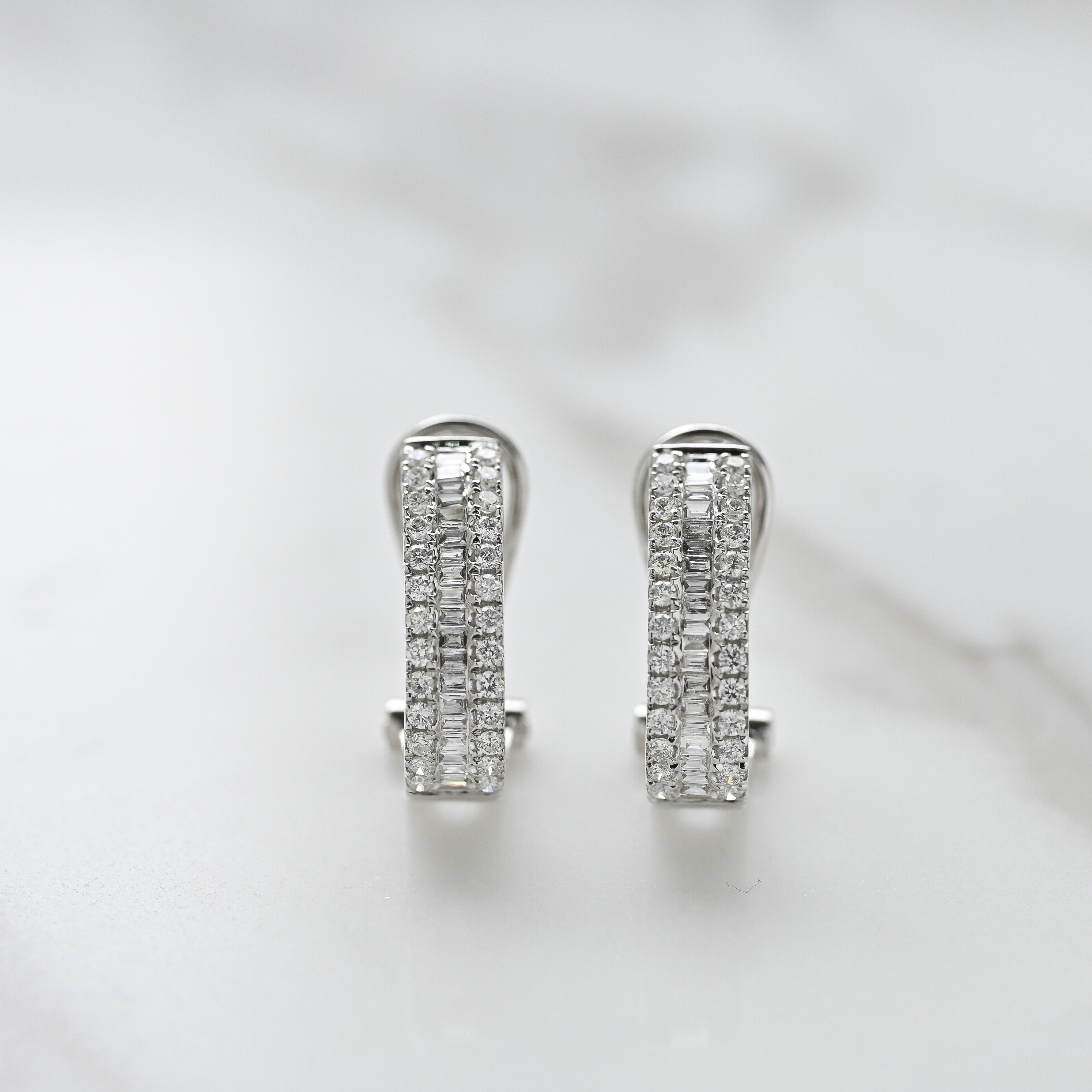 18K Blingy Diamond Earring Hoop