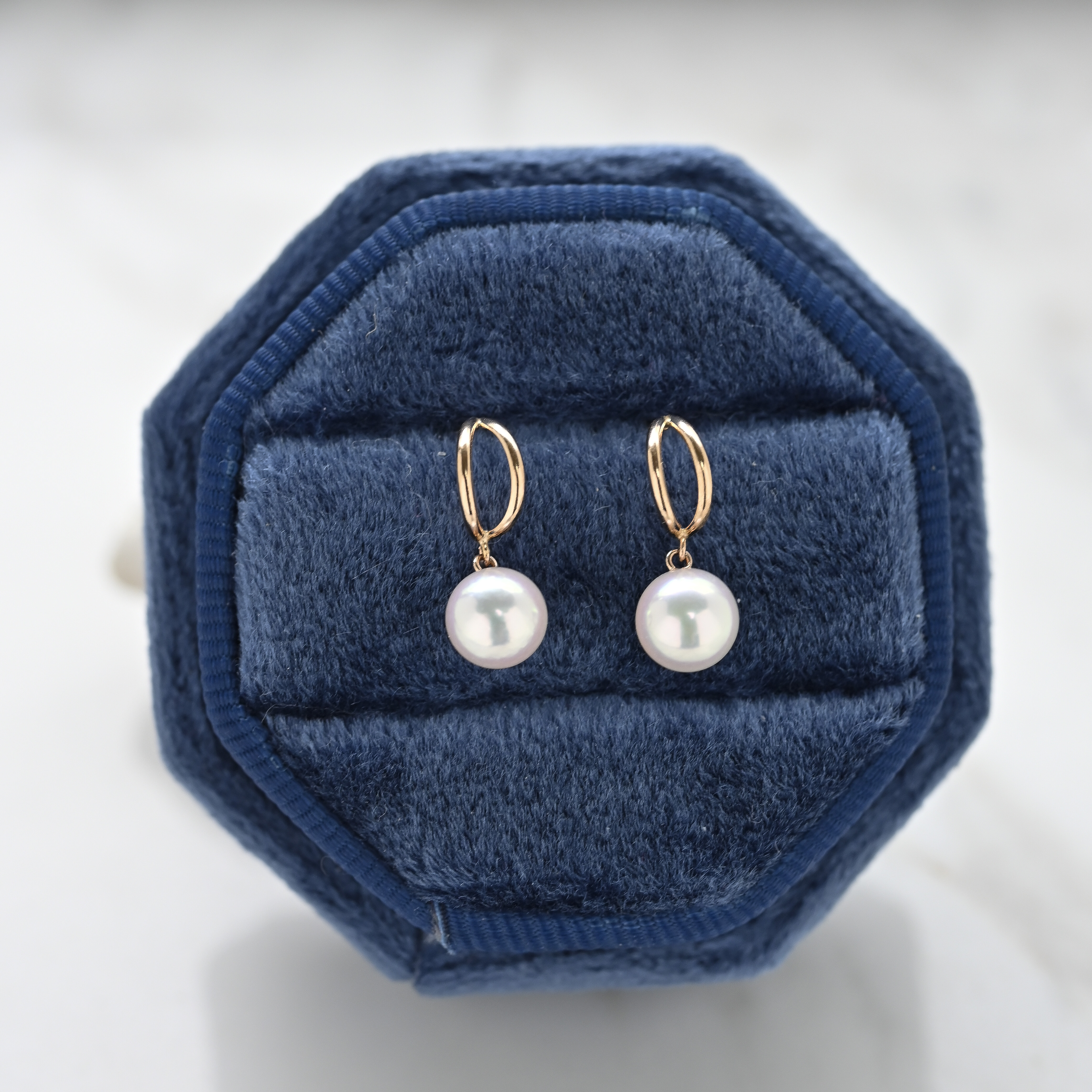 18K Mini 5.5mm Hanging Akoya Pearl Earring