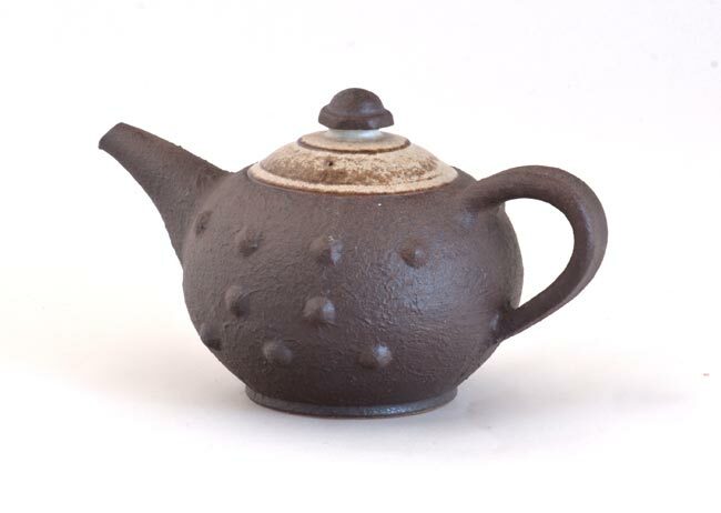 鹿港窯禮品館│陶瓷 手作 茶壺 鐵鏽螺絲紋 手拉坏壺