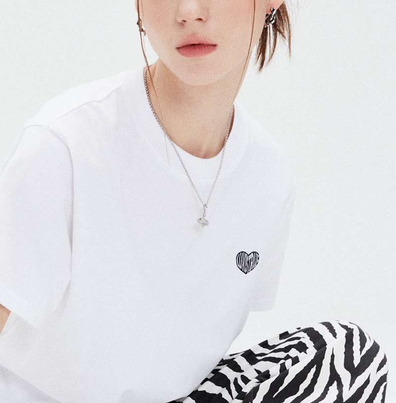 韓國品牌 < LUV IS TRUE > SMALL LOGO HEART TEE 2件裝 [限時優惠!]