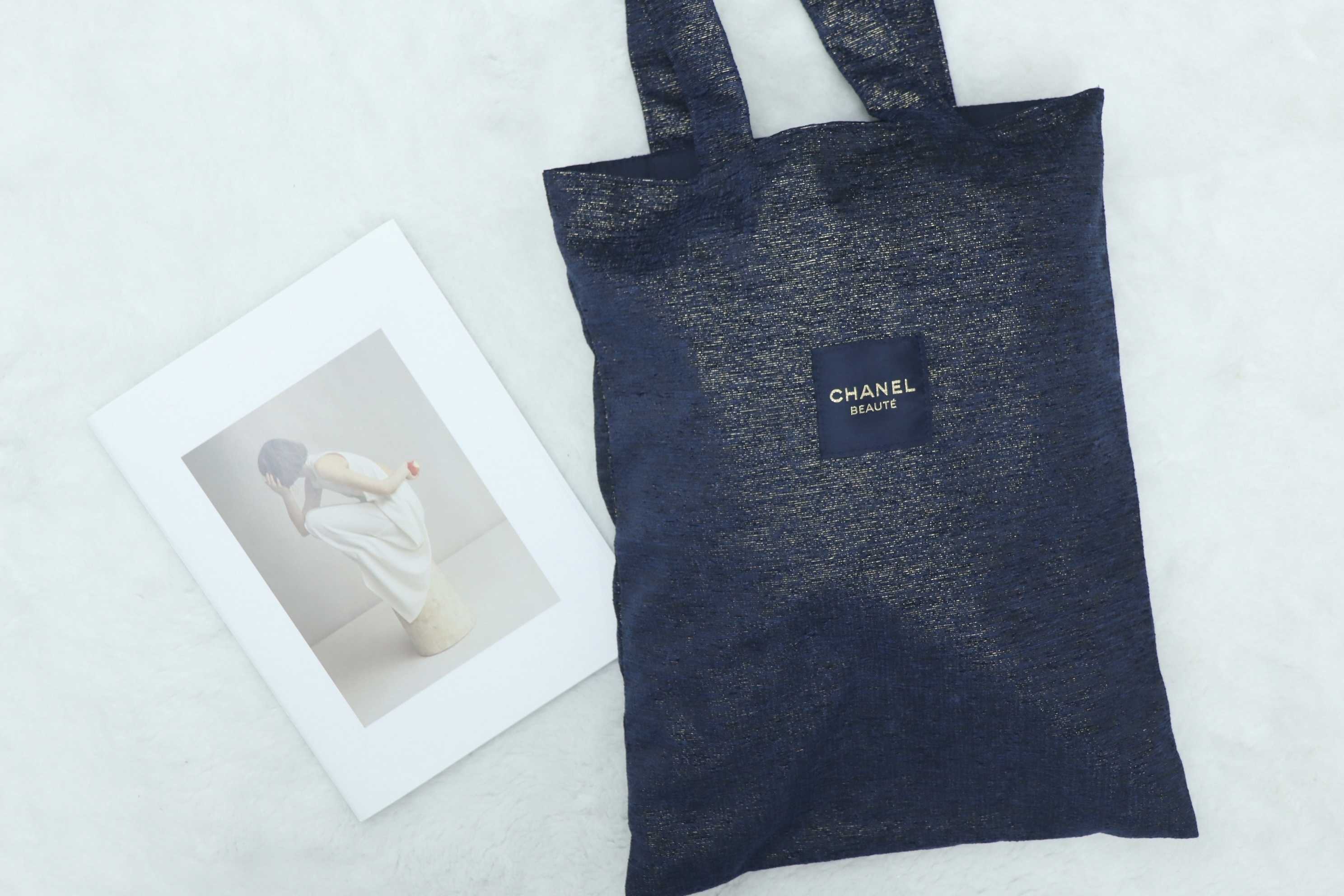 Chanel 全新牛仔tote bag💙