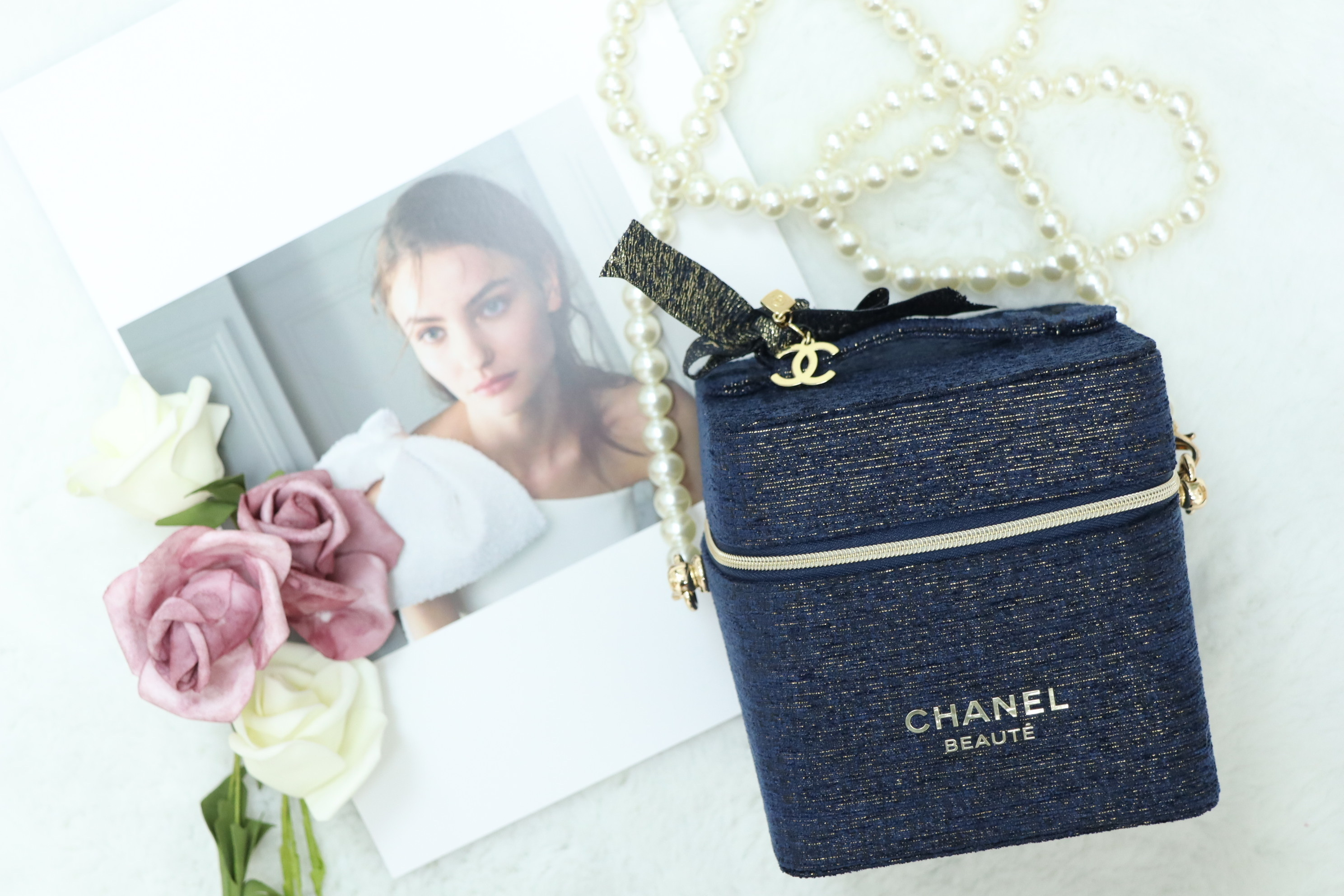 Chanel牛仔全新化妝包💙😍