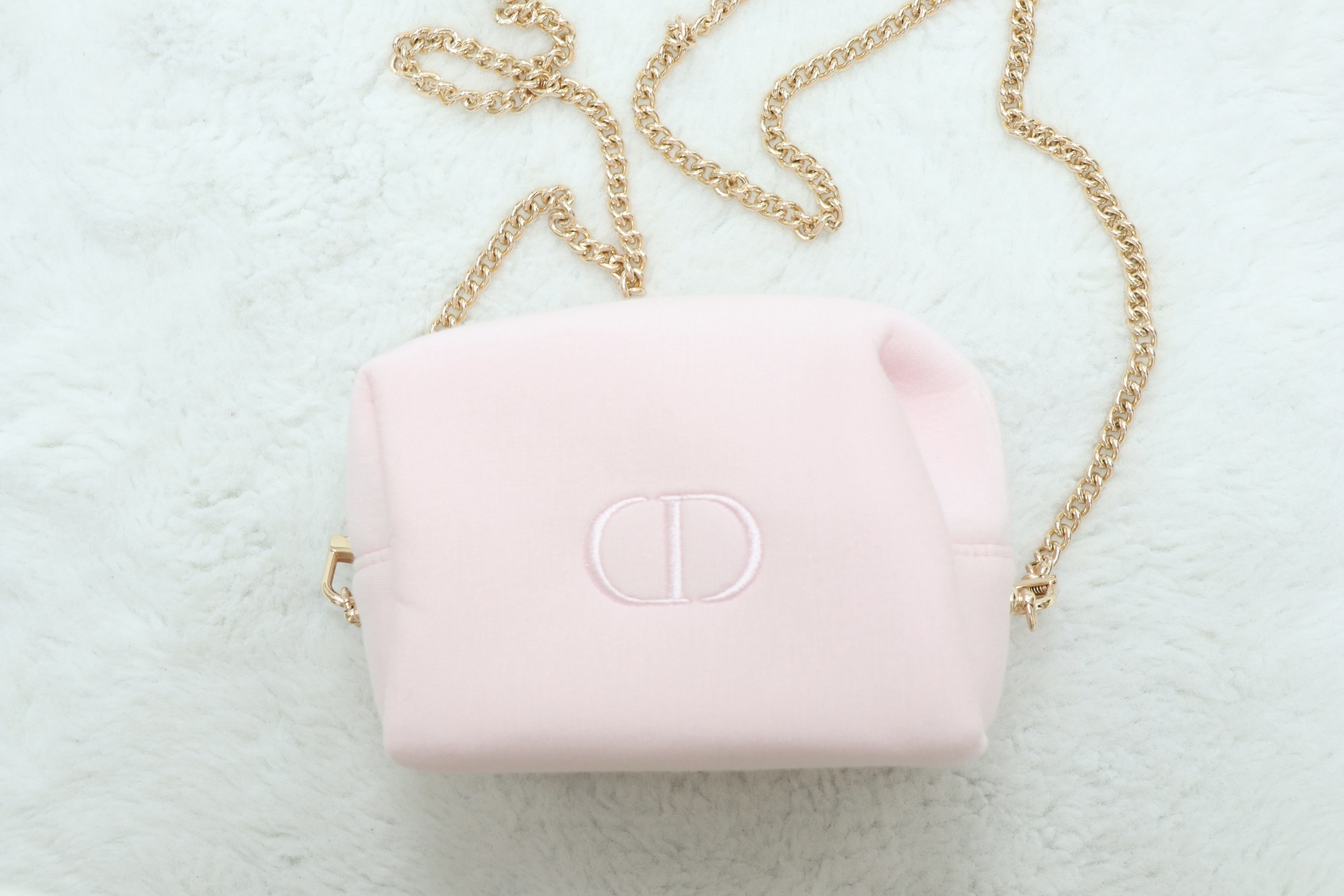 粉色全新 Dior pouch