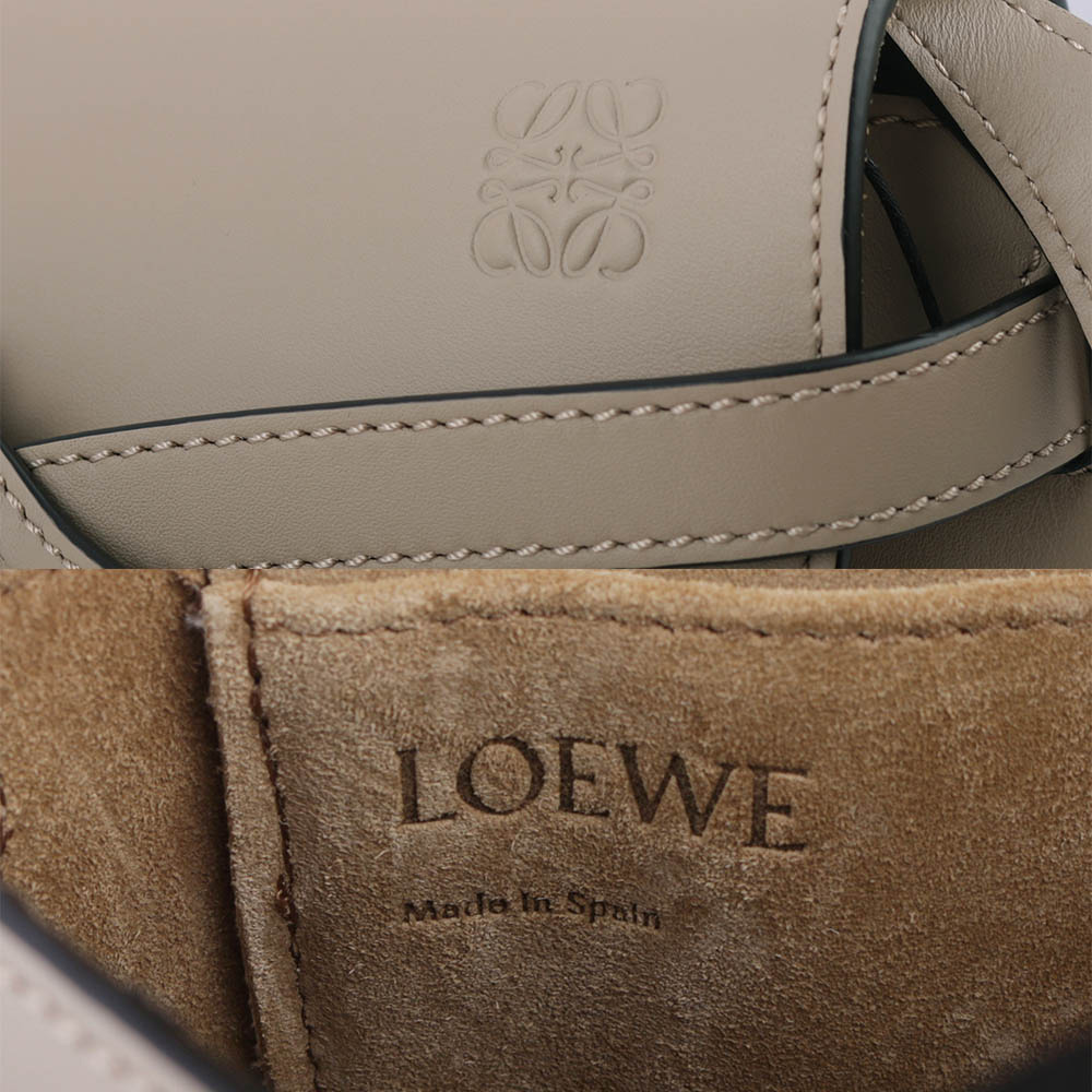 【LOEWE】Gate Mini 新款柔軟小牛皮緹花背帶馬鞍斜背/腰包(沙色) A650N46X13 2150