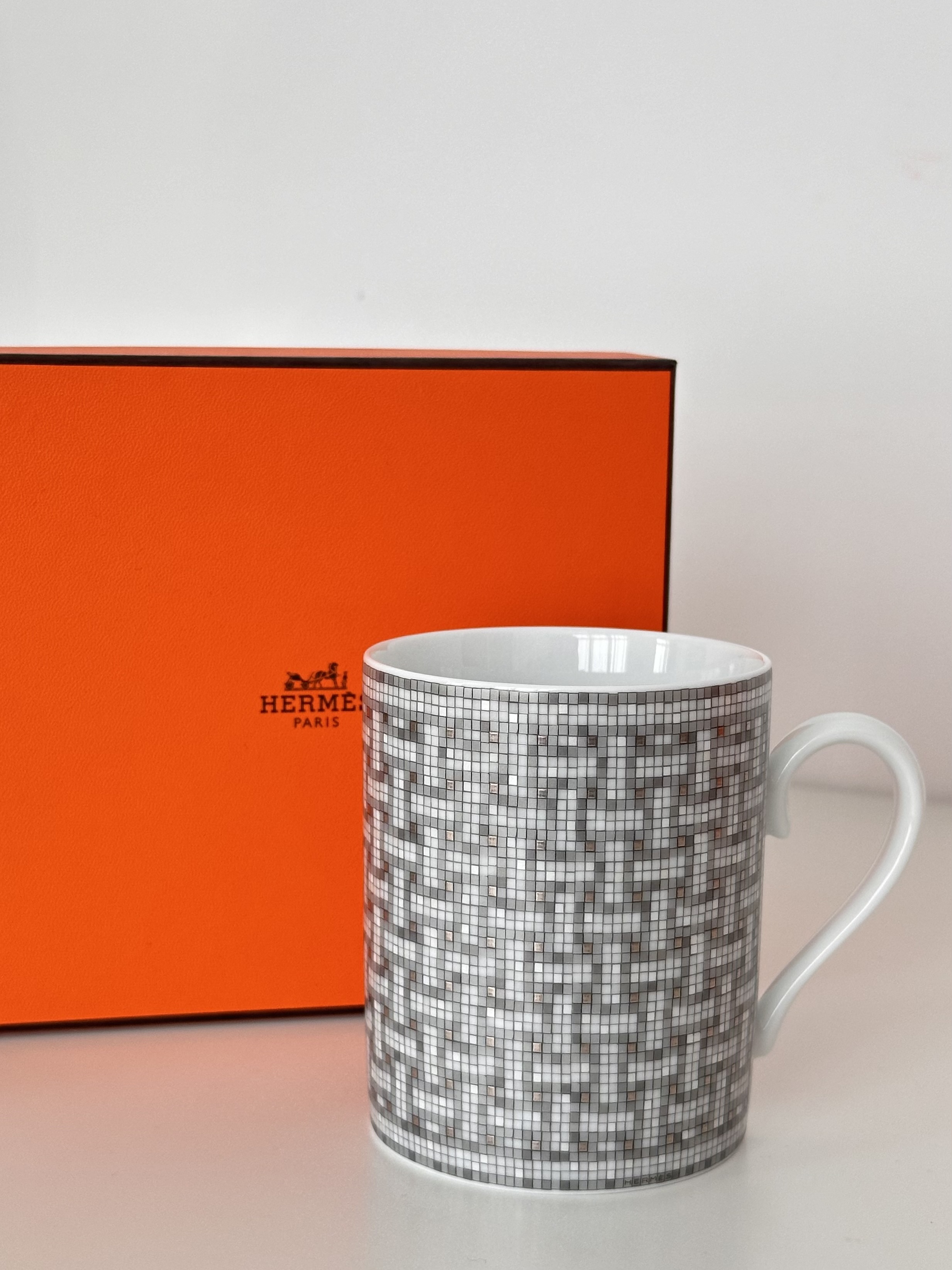 Hermes mosaique Au 24 gold Mug 水杯 銀色