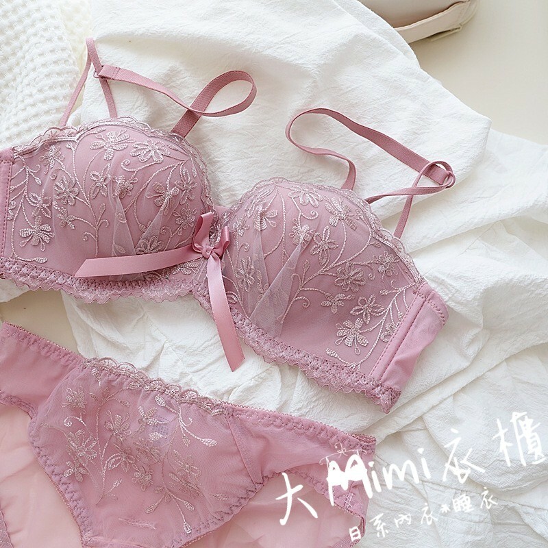 月倩嬌蕾絲內衣