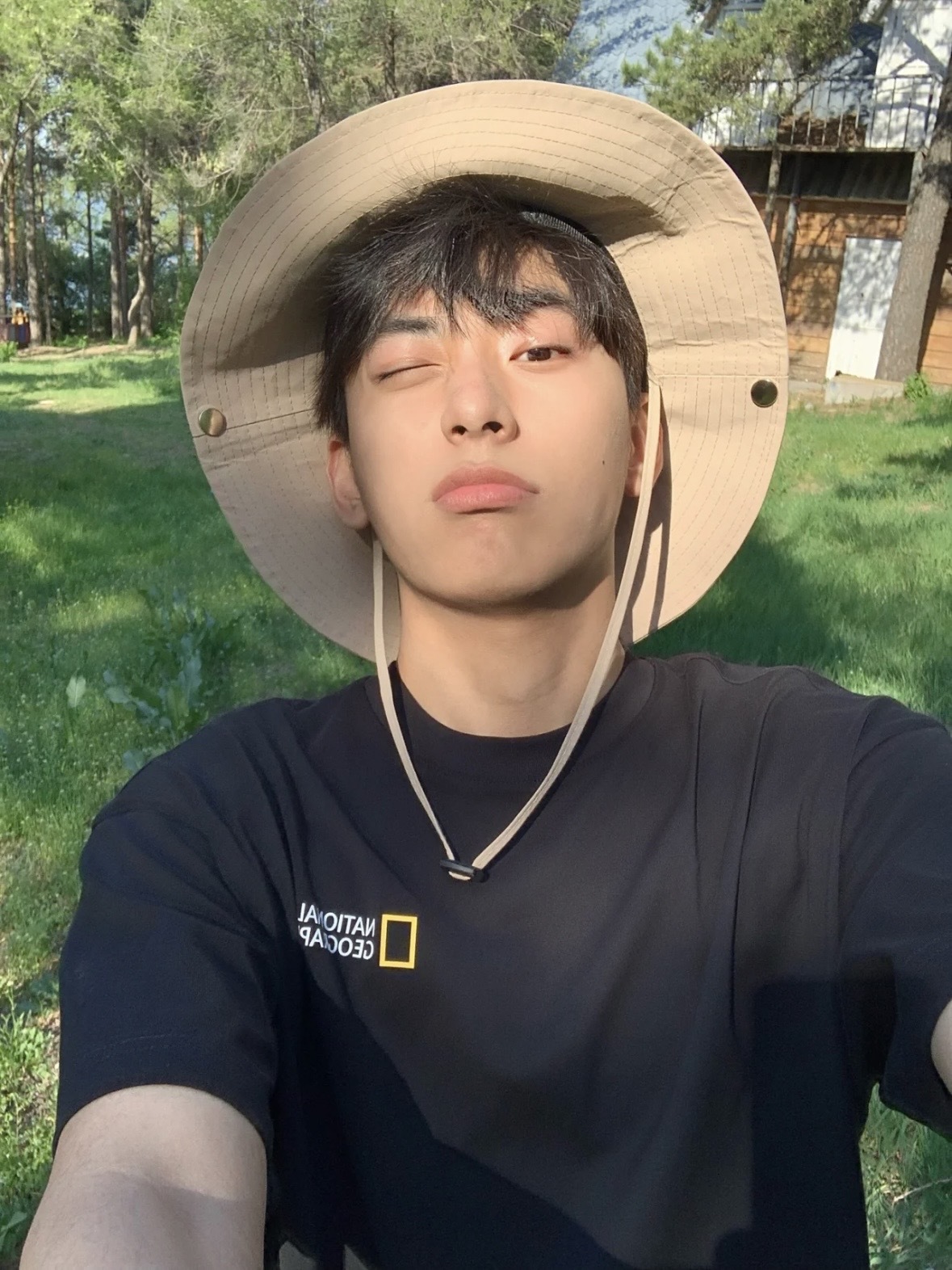 <快速出貨> National Geographic 國家地理頻道 LOGO短袖2件組 附收納袋