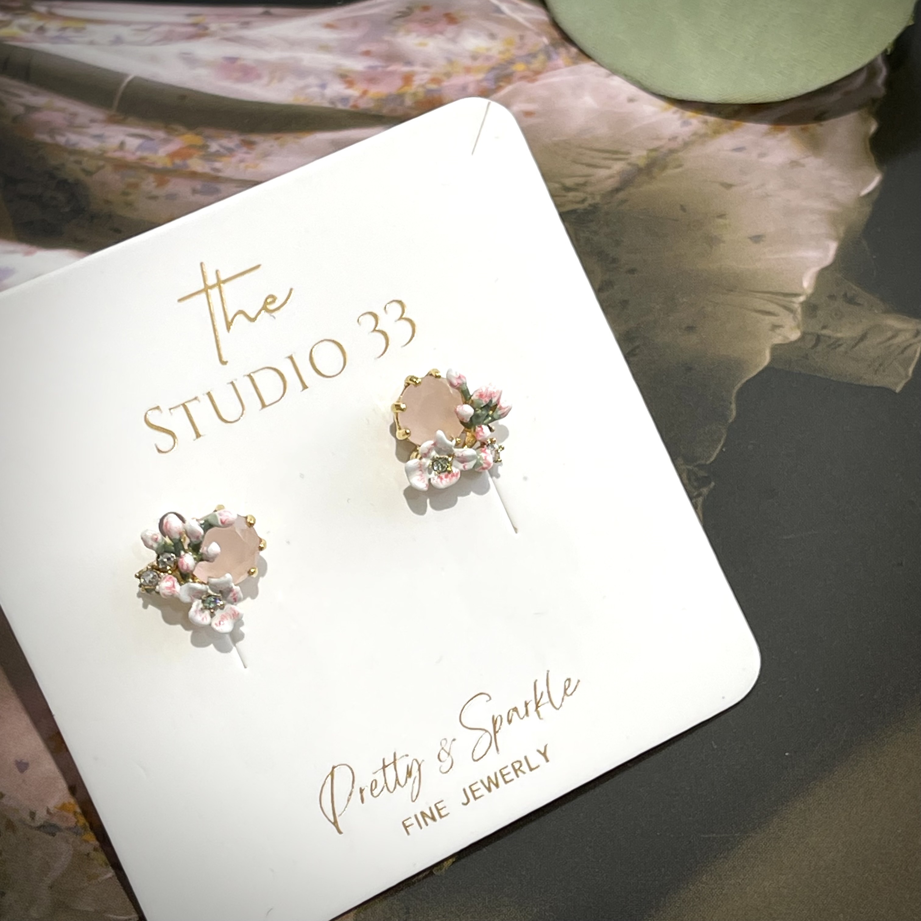 花團錦簇粉晶耳環