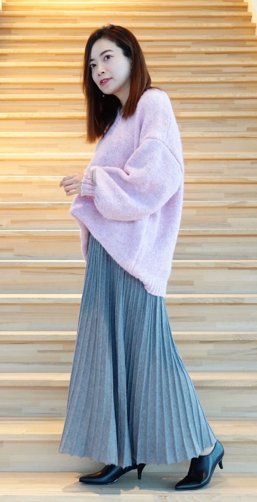 【AmiAmi穿搭分享IG OOTD】律師小姐姐 質感真皮踝靴