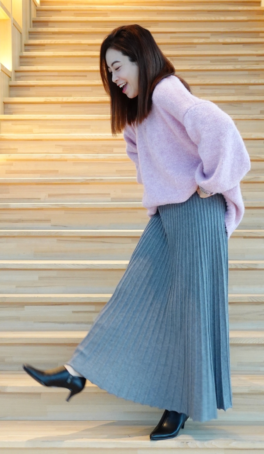 【AmiAmi穿搭分享IG OOTD】律師小姐姐 質感真皮踝靴