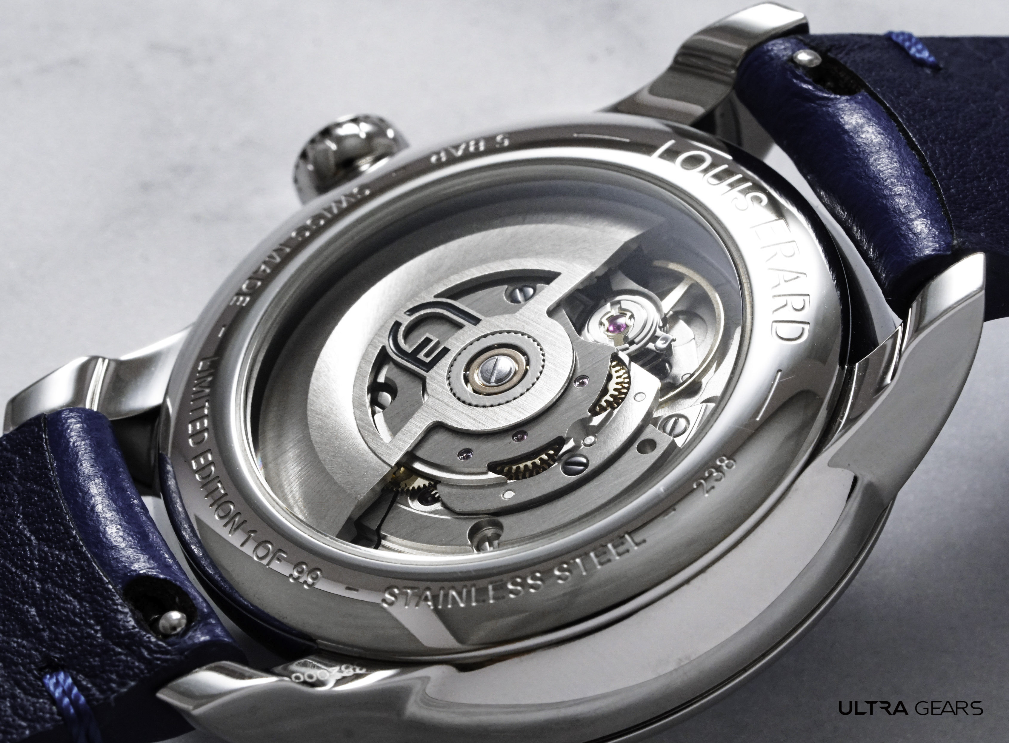 Louis Erard_藝術大師系列Métiers d‘_Art_Excellence_Petite_Seconde_Lapis-Lazuli_01