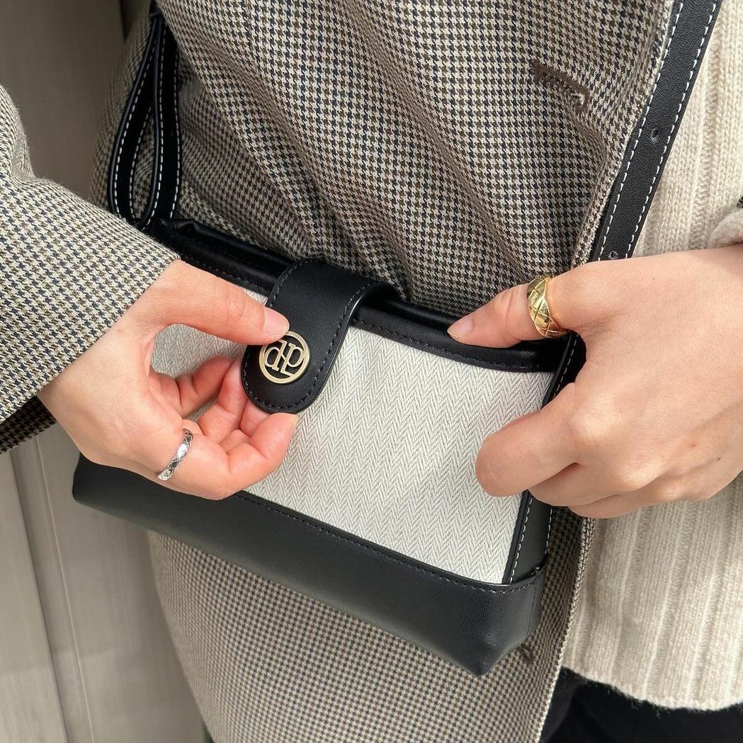 🇰🇷 DEPOUND TOWN BAG MINI CROSS 2WAY 多背法 斜垮包 斜背包 亞麻 帆布 黑 棕 / 預購