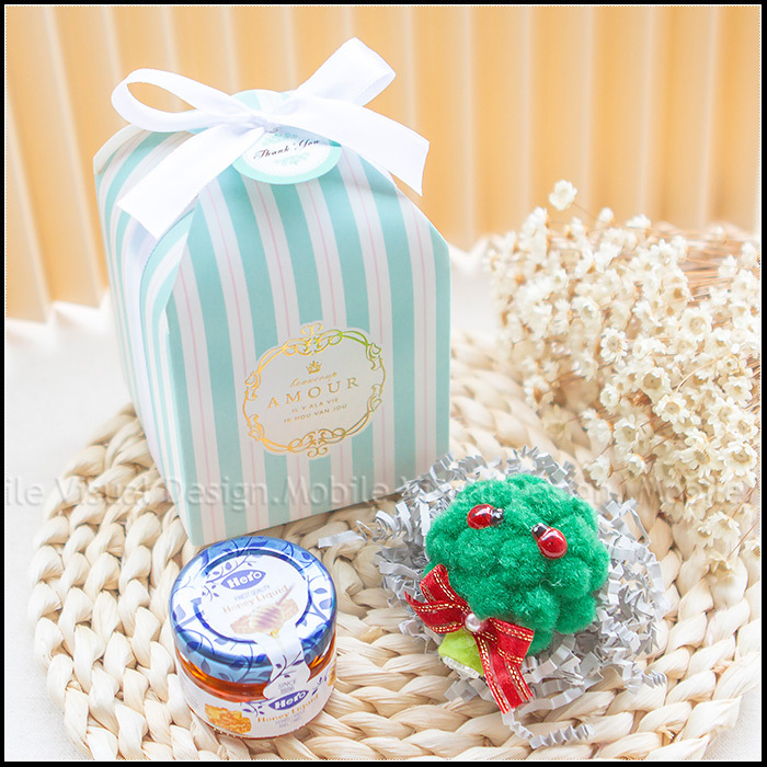 AMOUR 藍色條紋盒裝 花椰菜磁鐵+hero蜂蜜 小禮盒 