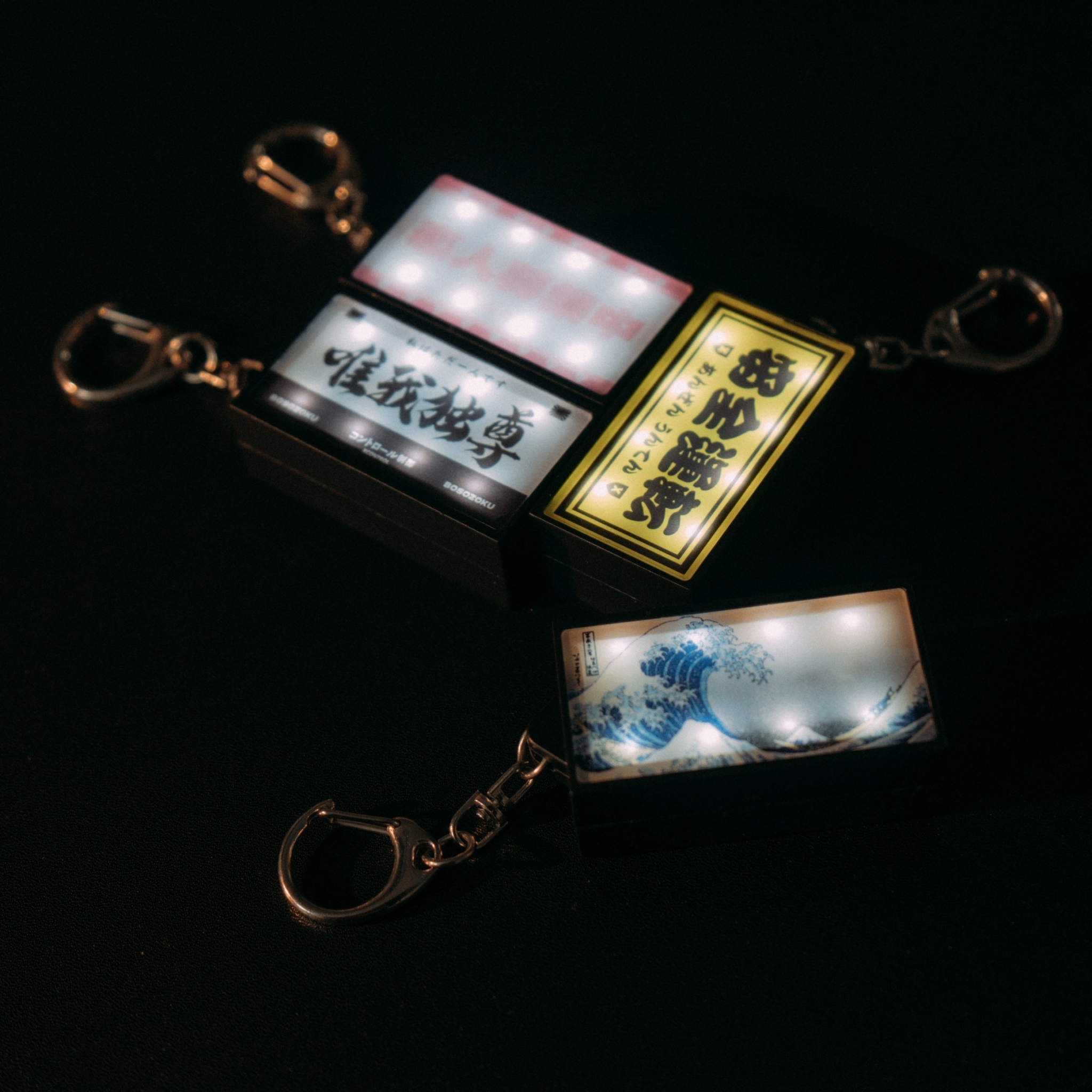 XCTRL 發光燈箱鑰匙圈(四款)